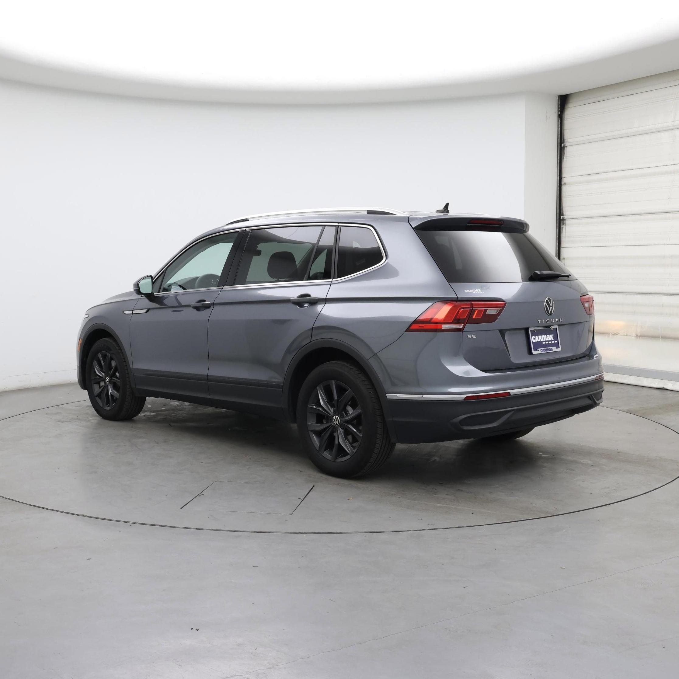 Thumbnail: 2024 Volkswagen Tiguan - 2