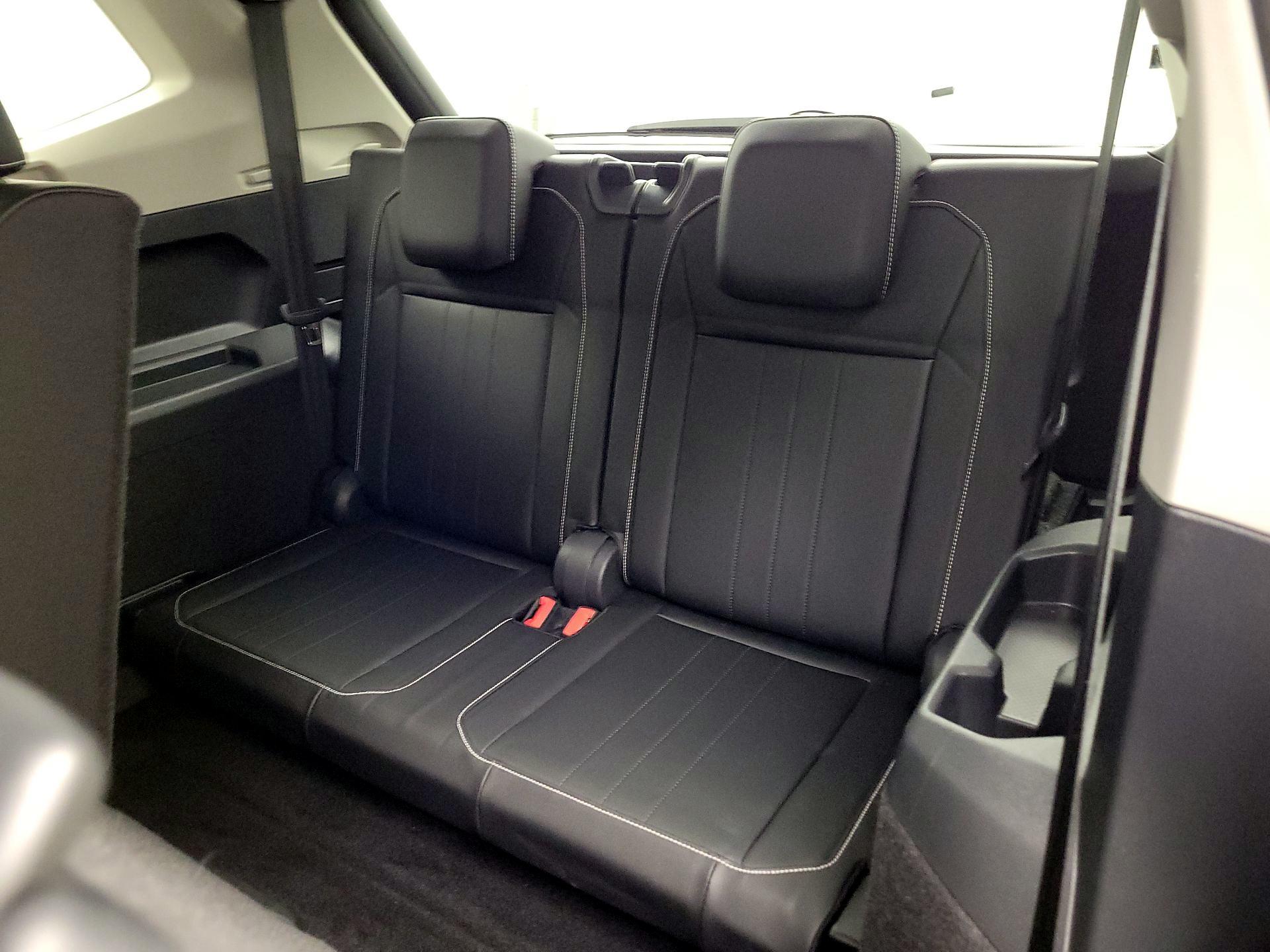 Thumbnail: 2022 Volkswagen Tiguan - 20