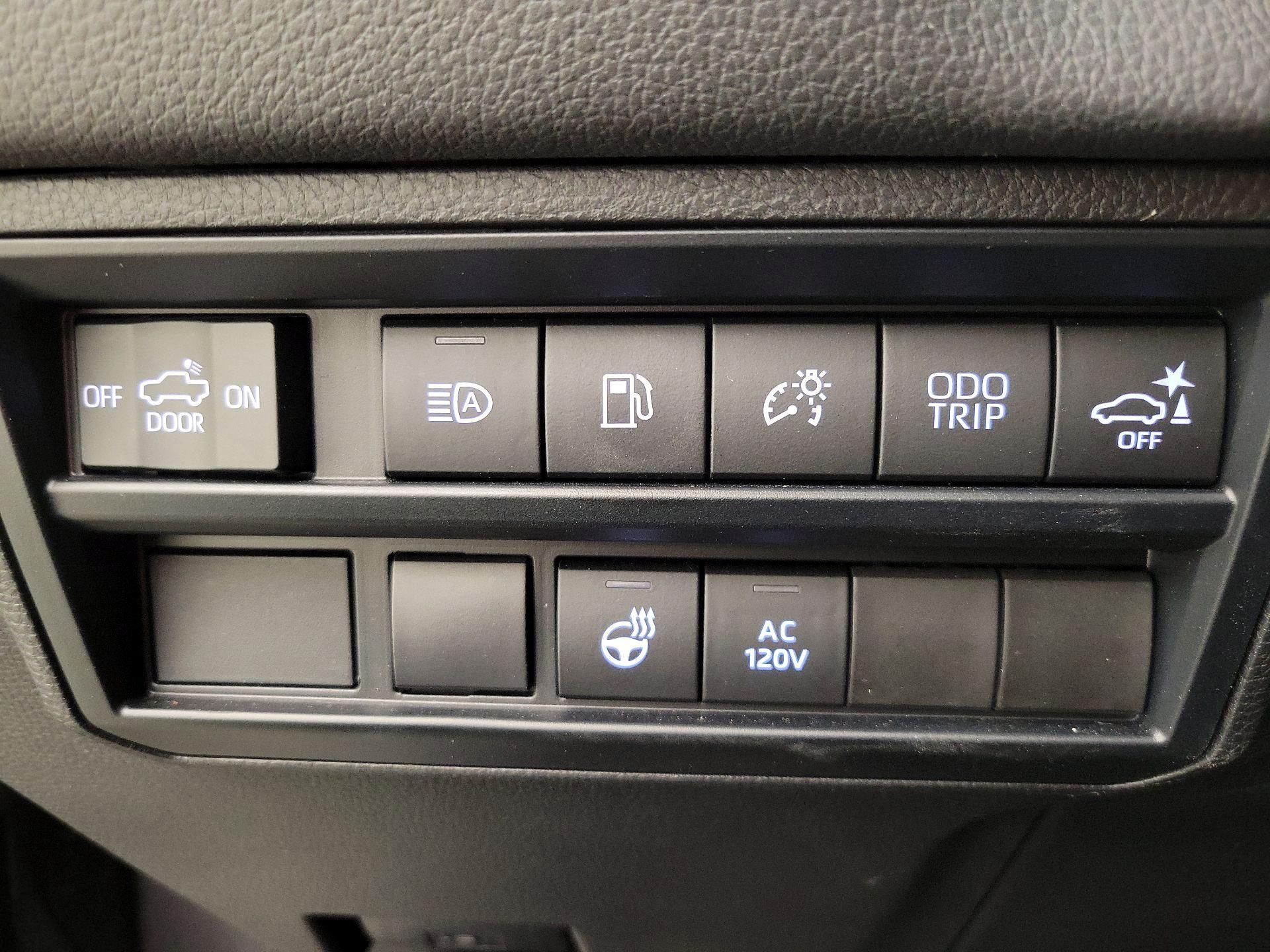 Thumbnail: 2023 Toyota Tundra - 13