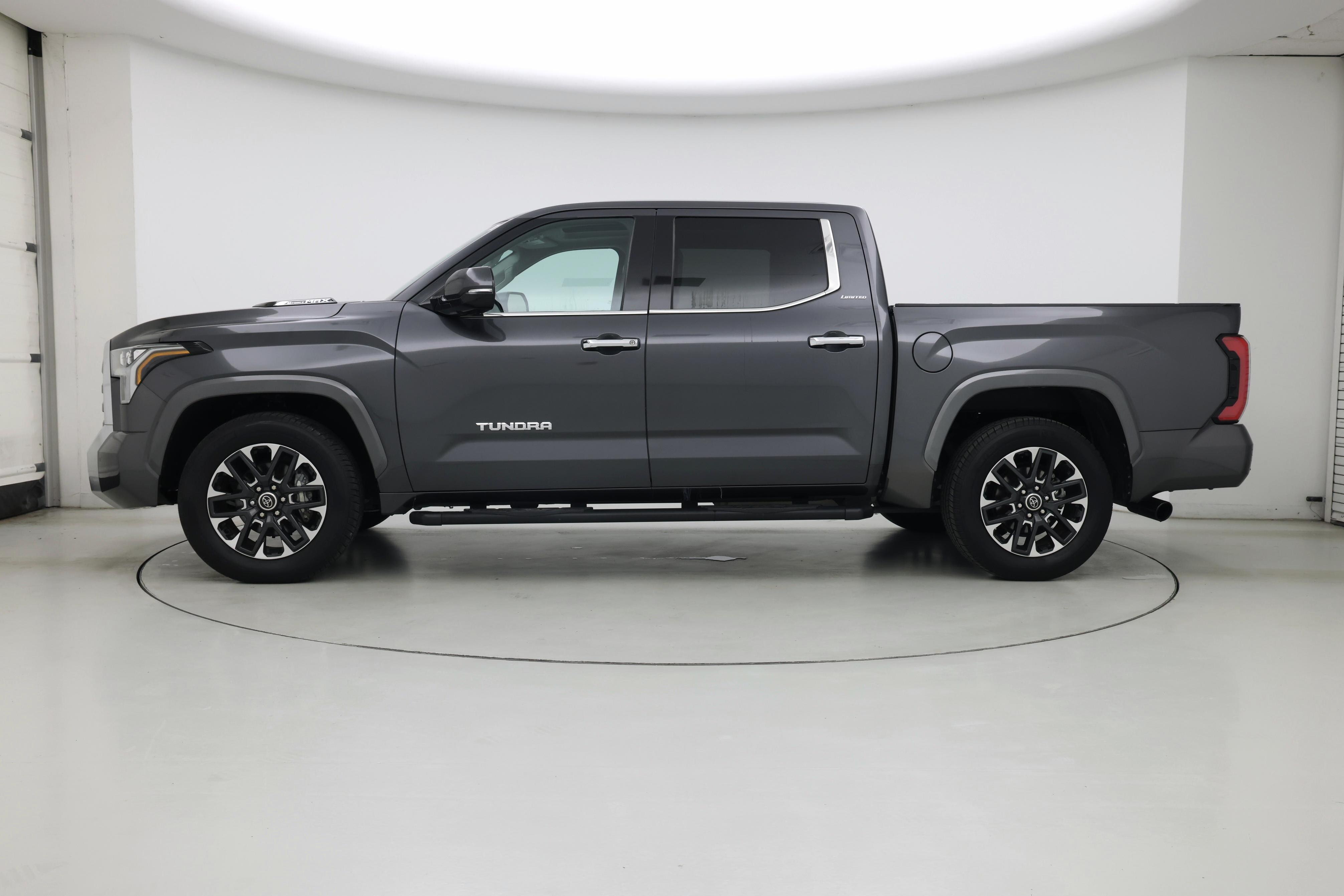 Thumbnail: 2023 Toyota Tundra - 3