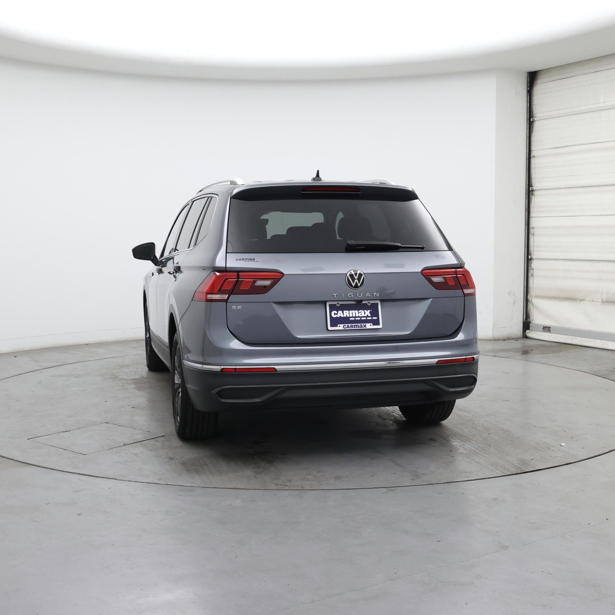 Thumbnail: 2022 Volkswagen Tiguan - 6