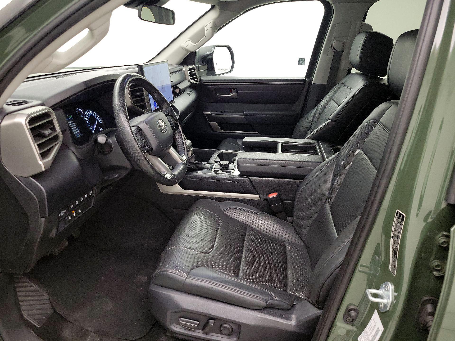 Thumbnail: 2022 Toyota Tundra - 11