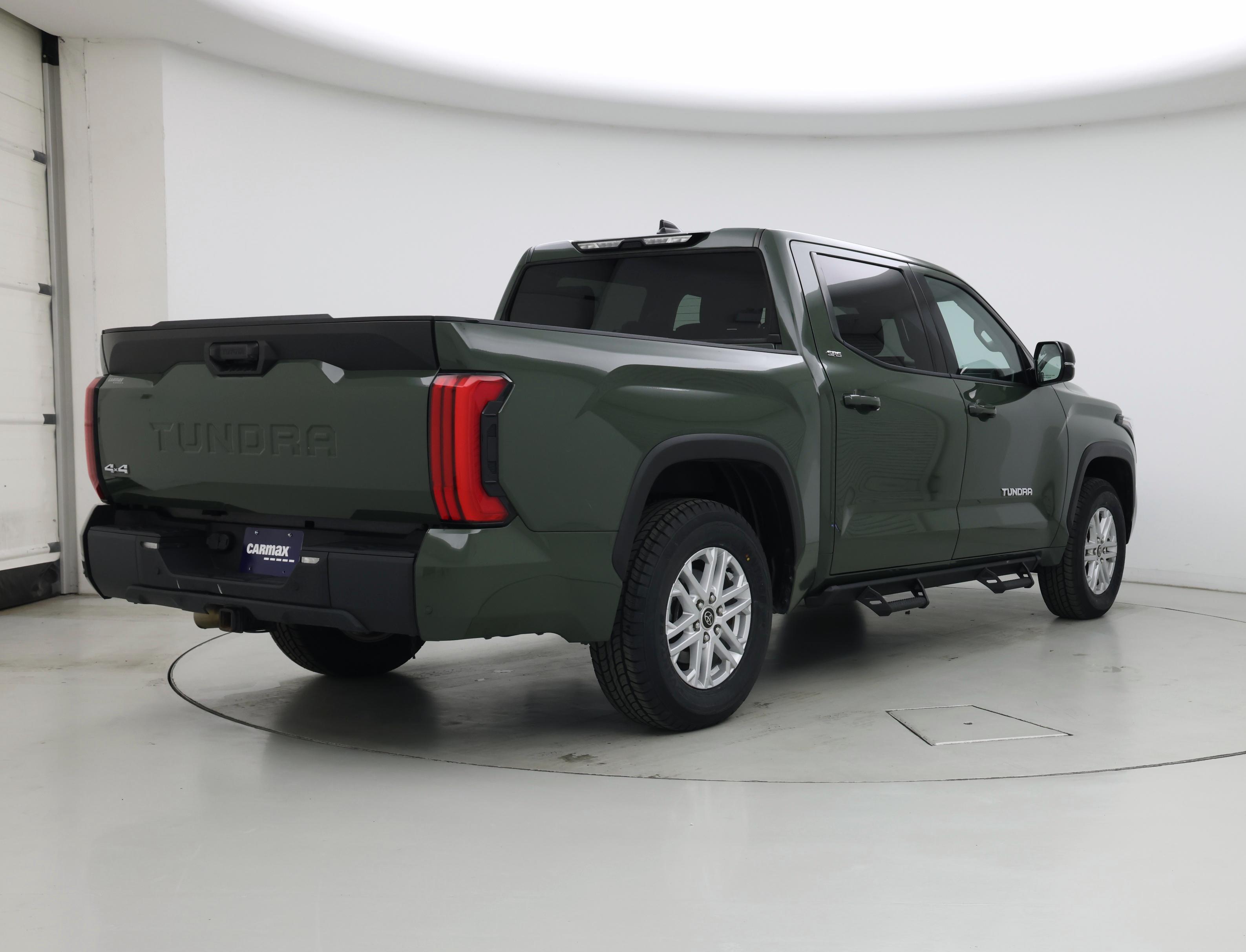 Thumbnail: 2022 Toyota Tundra - 8