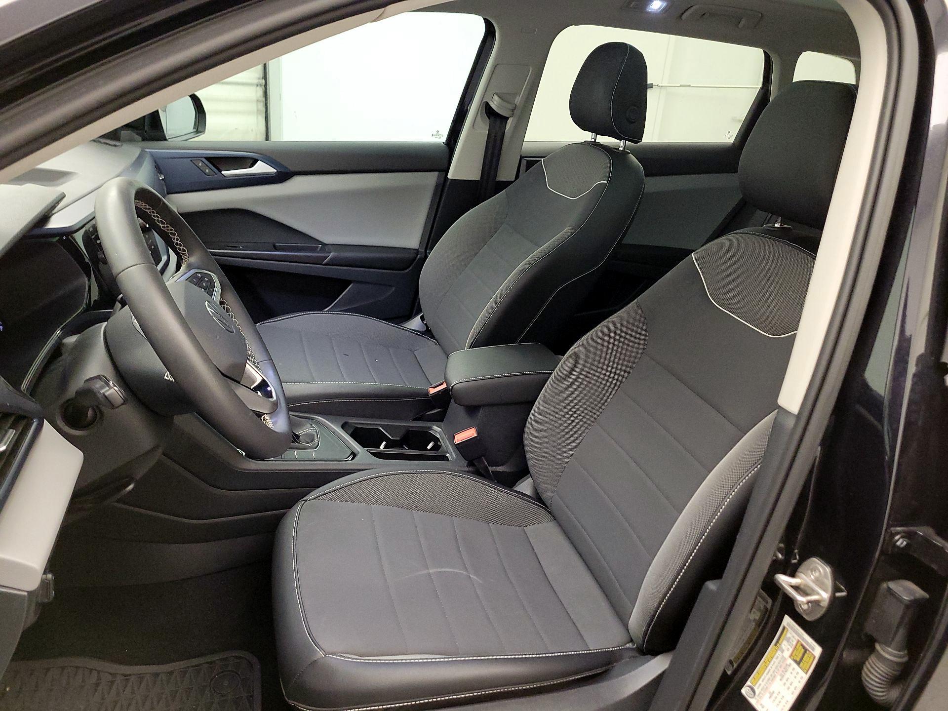 Thumbnail: 2023 Volkswagen Taos - 11