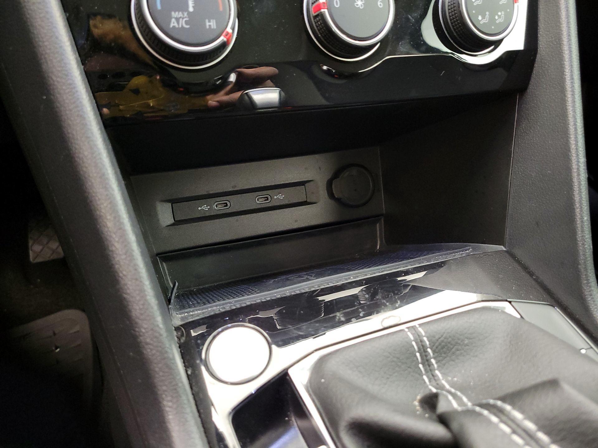 Thumbnail: 2023 Volkswagen Taos - 18