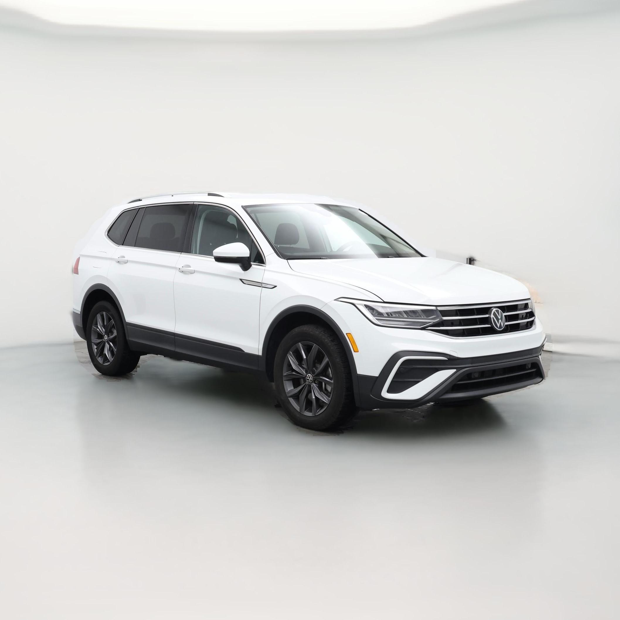 Thumbnail: 2022 Volkswagen Tiguan - 1