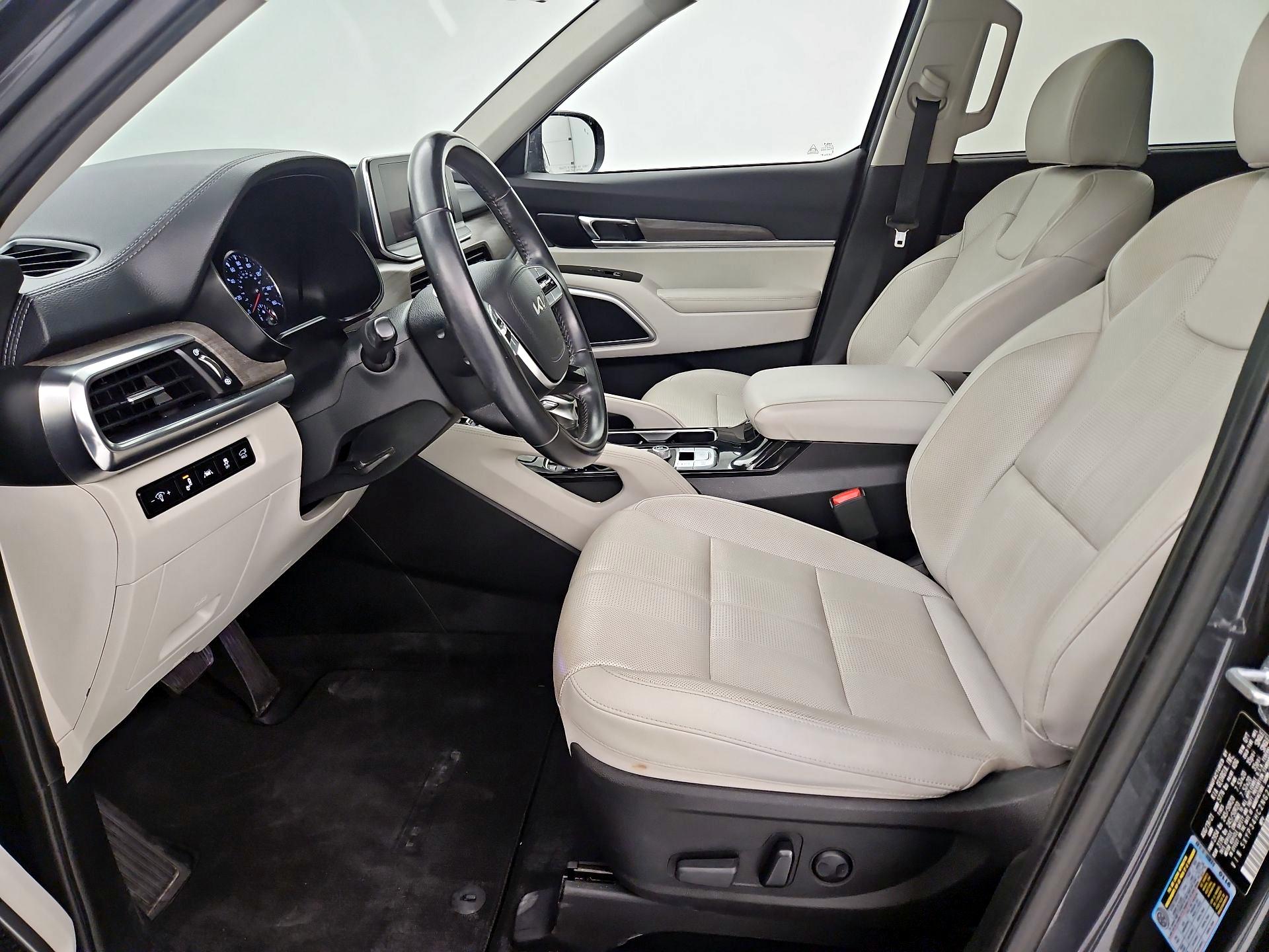 Thumbnail: 2022 Kia Telluride - 11