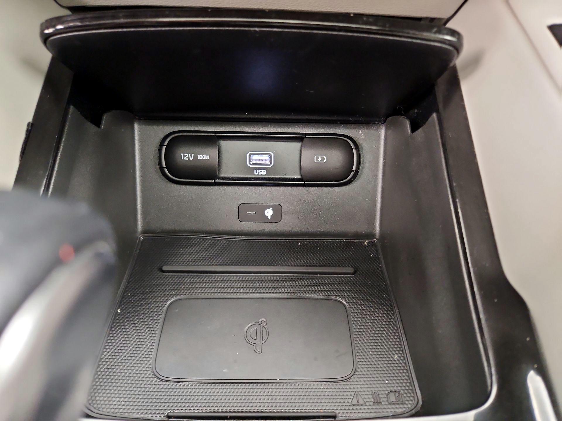 Thumbnail: 2022 Kia Telluride - 19