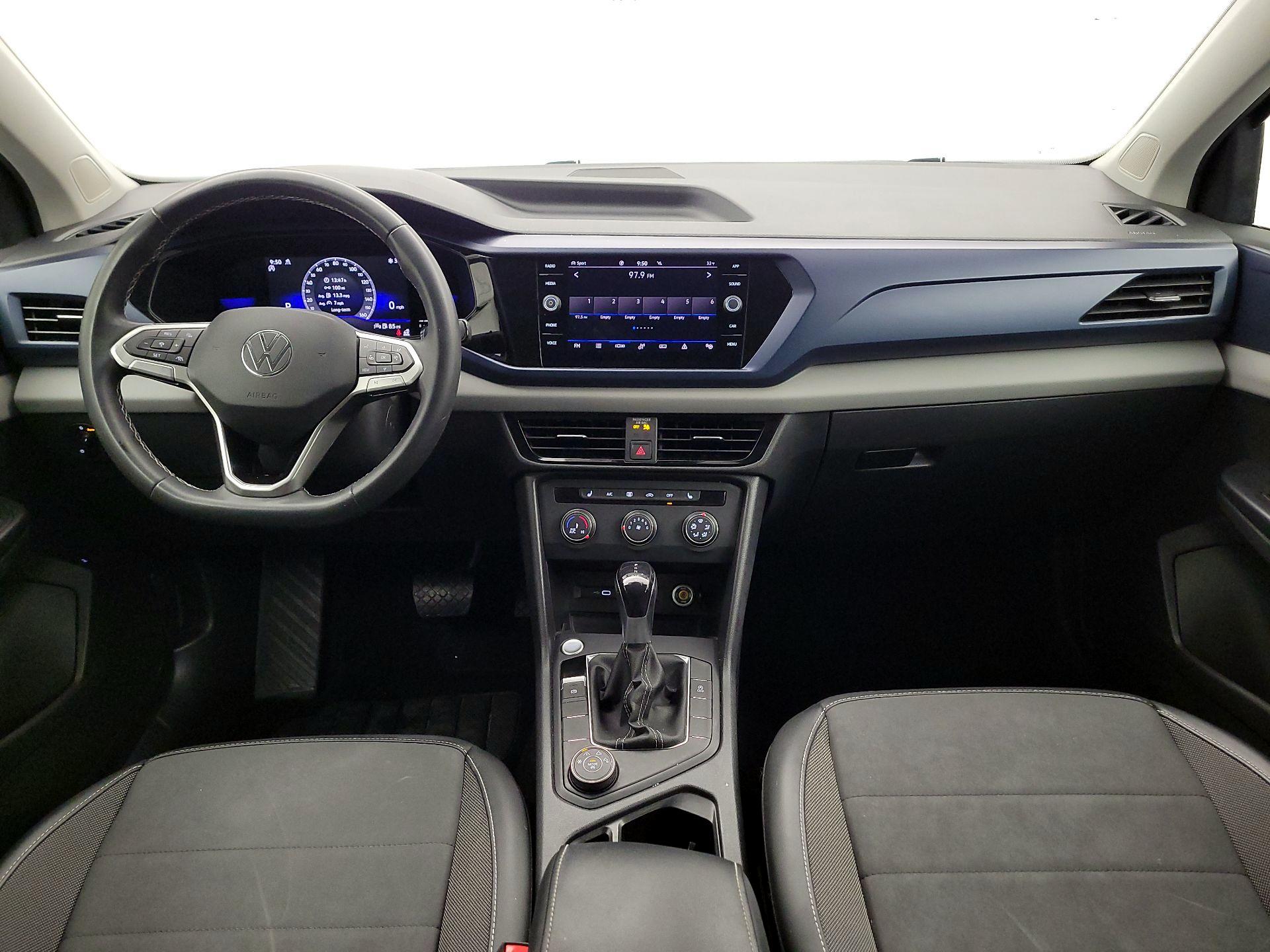 Thumbnail: 2022 Volkswagen Taos - 9