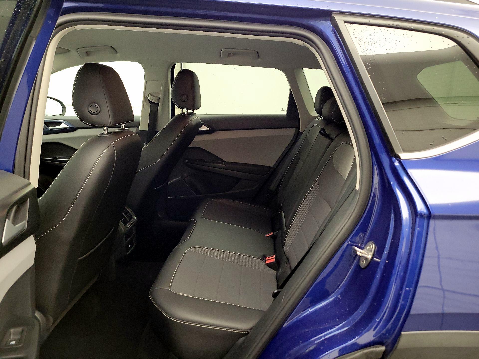 Thumbnail: 2022 Volkswagen Taos - 19