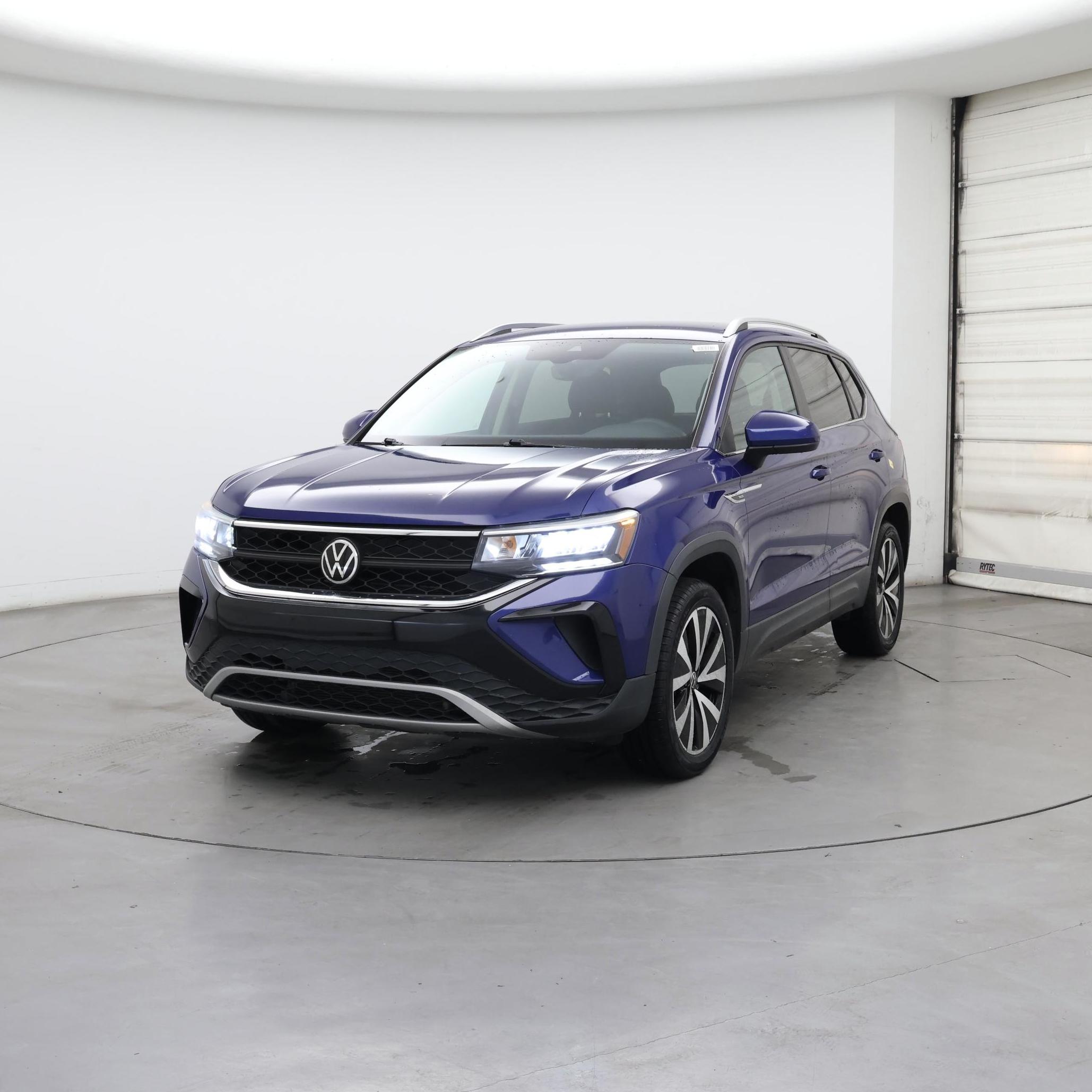 Thumbnail: 2022 Volkswagen Taos - 4