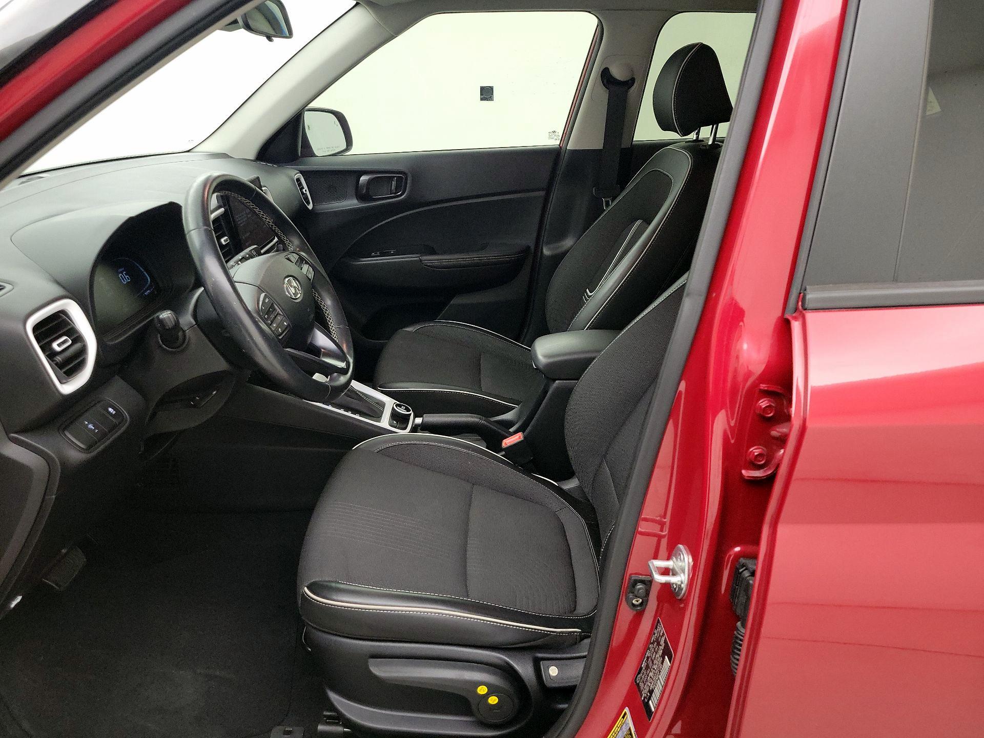 Thumbnail: 2023 Hyundai Venue - 11