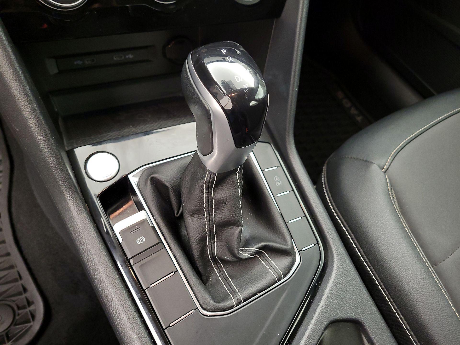 Thumbnail: 2023 Volkswagen Taos - 17