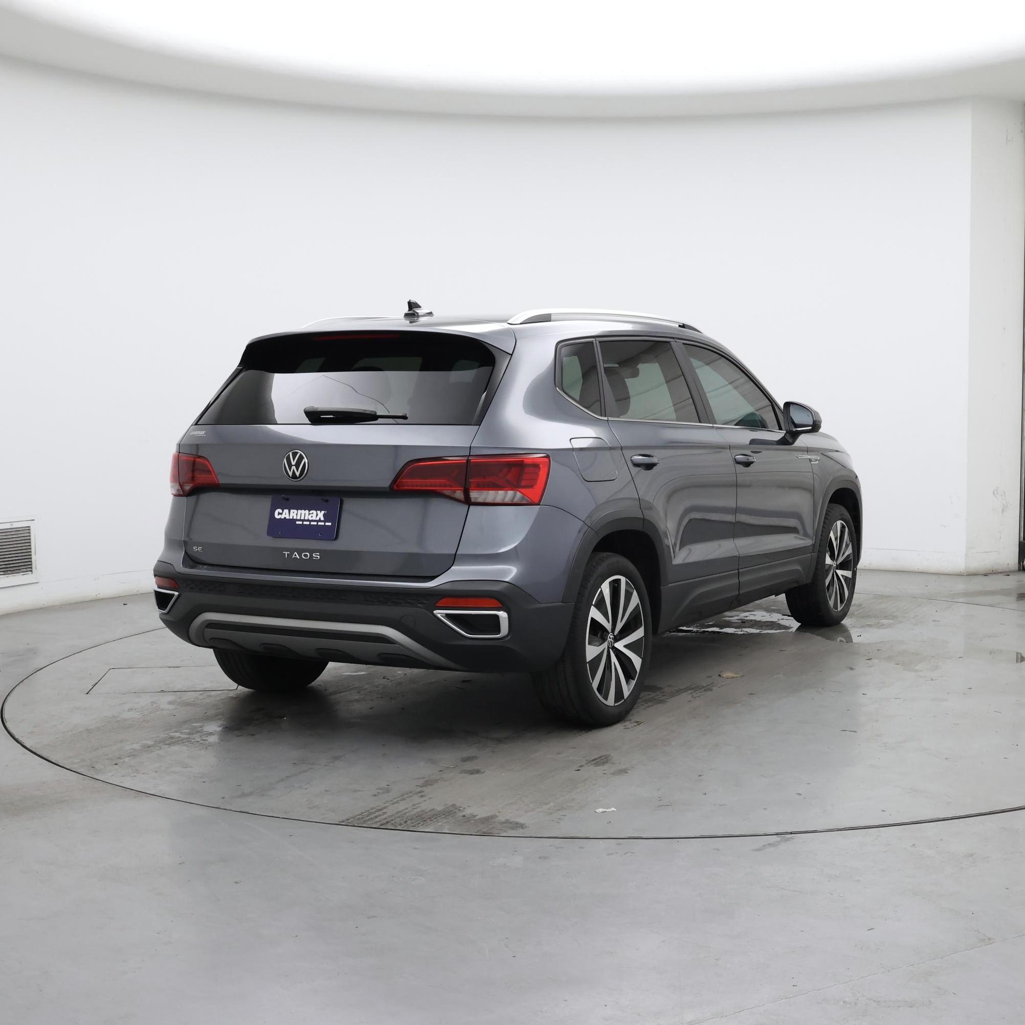 Thumbnail: 2023 Volkswagen Taos - 8