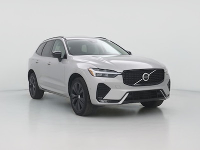 2023 Volvo XC60 B5 Plus Dark Theme