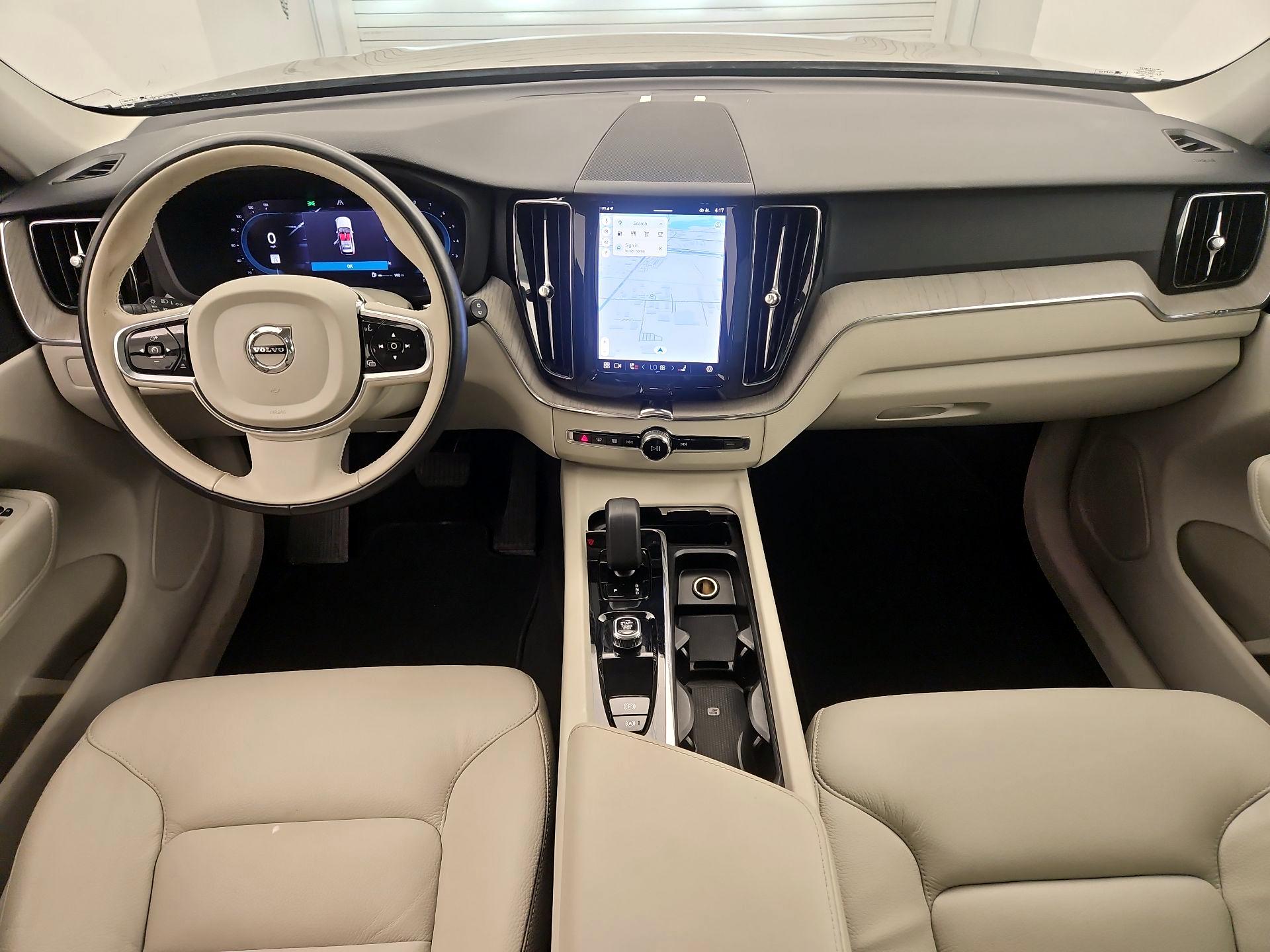 Thumbnail: 2023 Volvo XC60 - 9