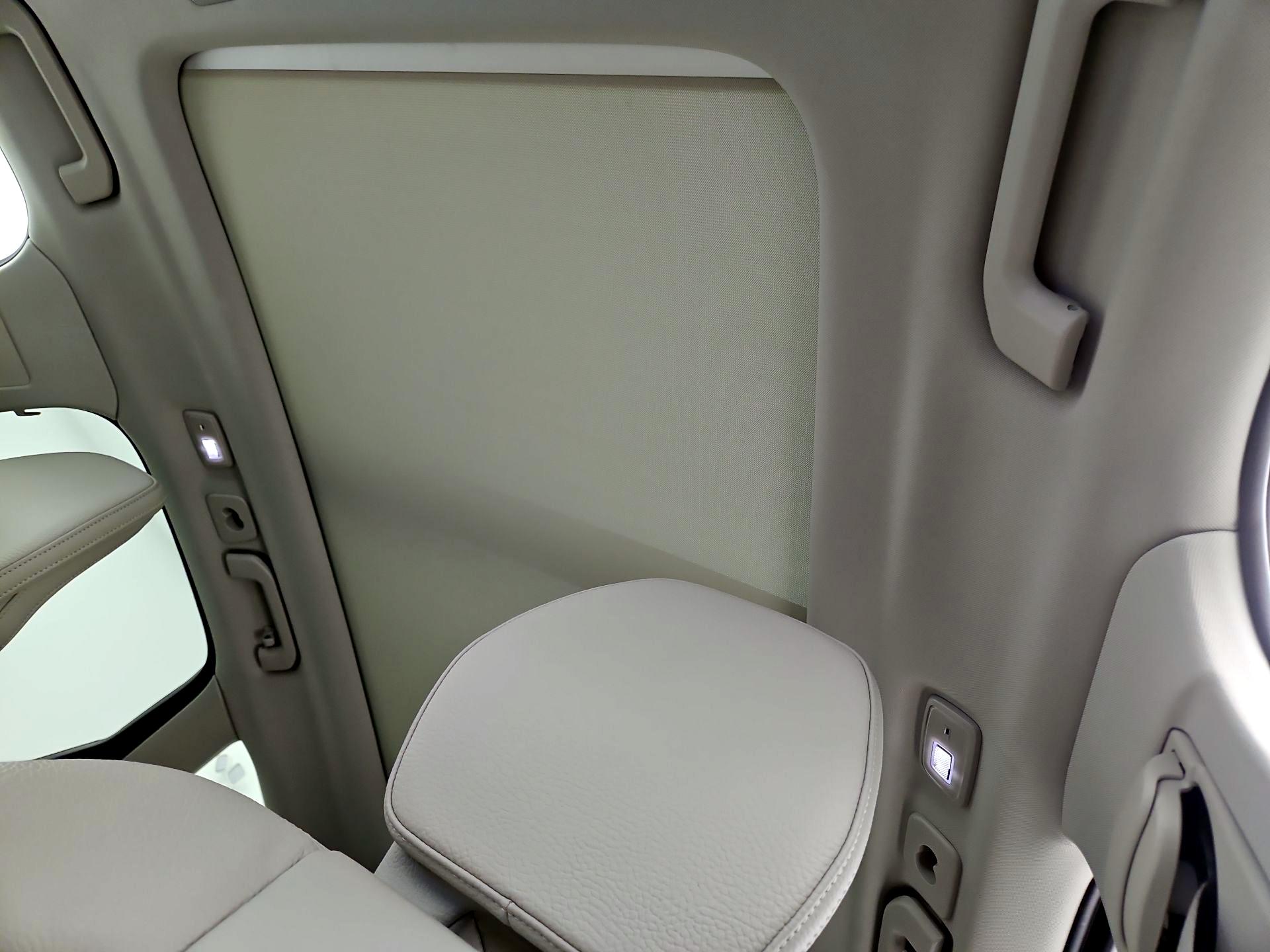 Thumbnail: 2023 Volvo XC60 - 20