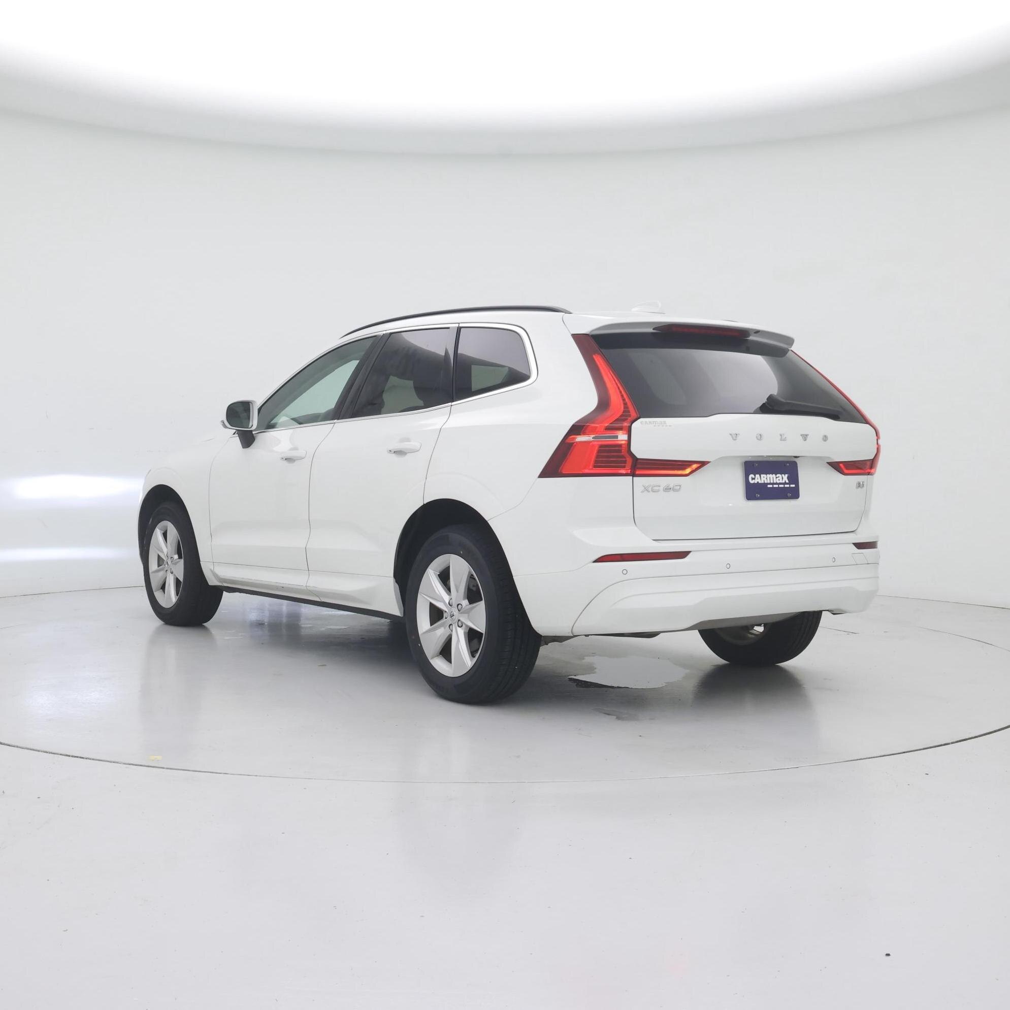 Thumbnail: 2022 Volvo XC60 - 2