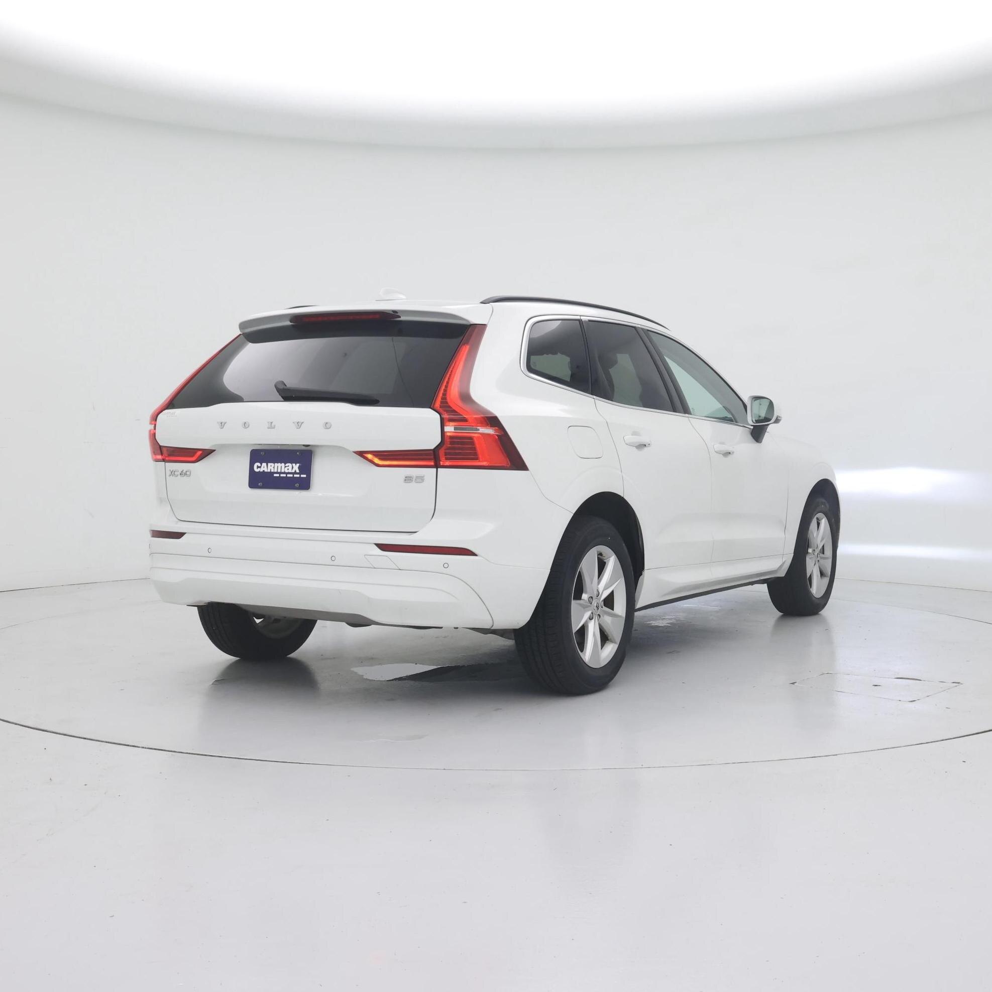 Thumbnail: 2022 Volvo XC60 - 8
