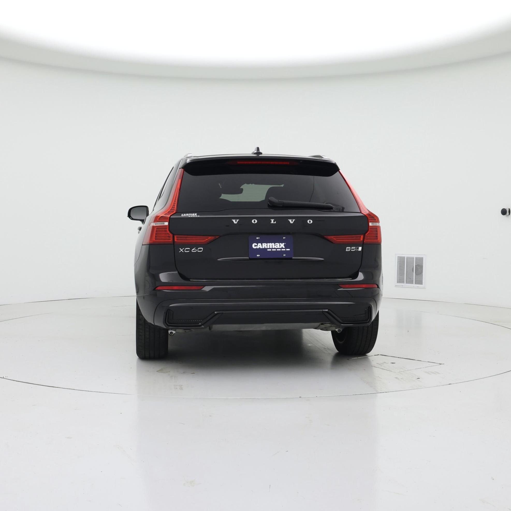 Thumbnail: 2023 Volvo XC60 - 6