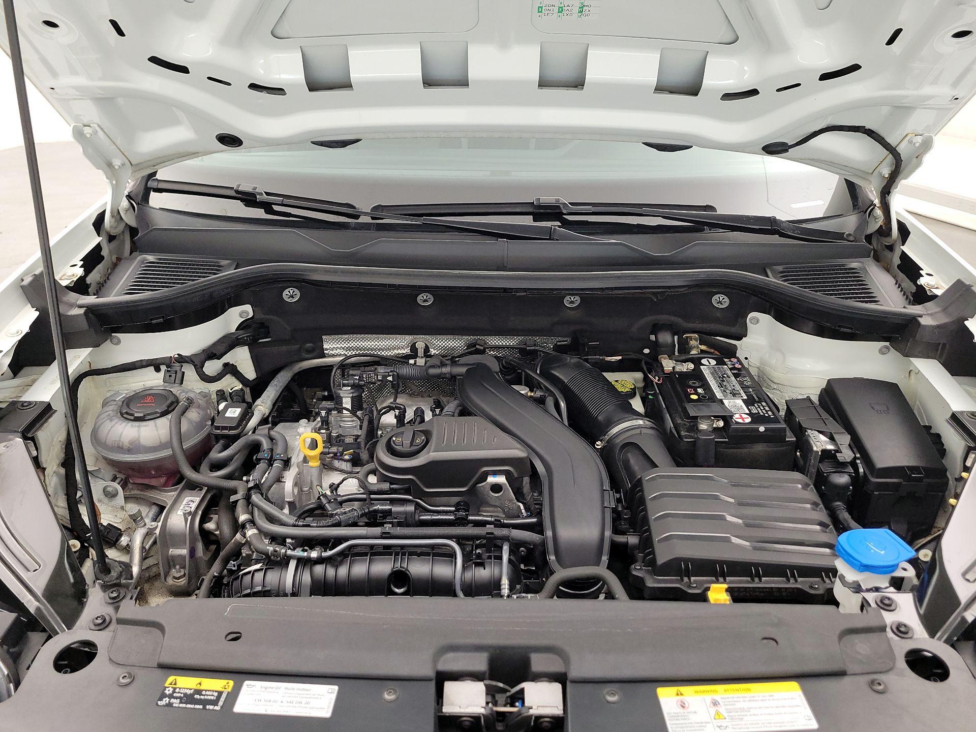 Thumbnail: 2022 Volkswagen Taos - 17