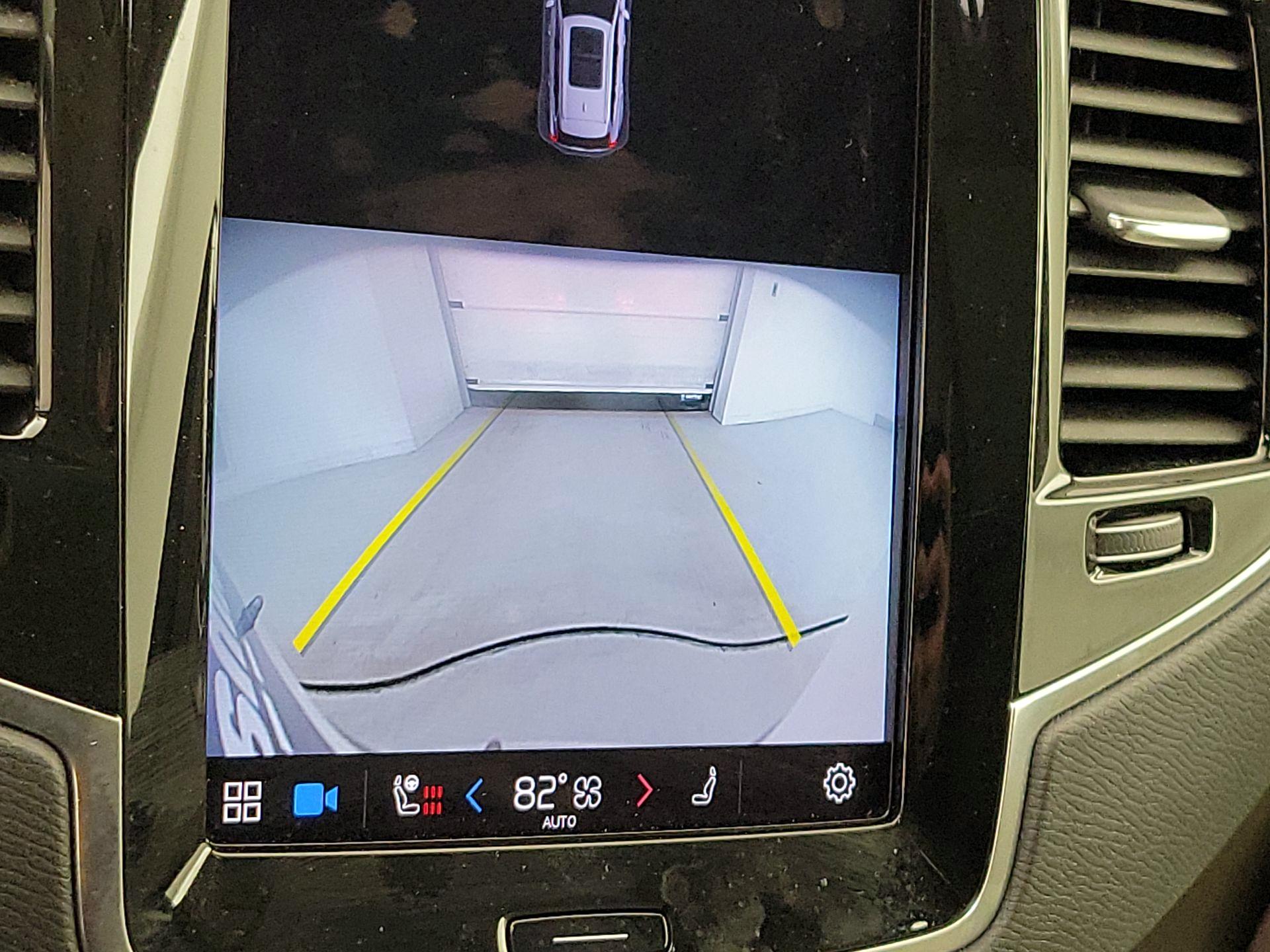 Thumbnail: 2023 Volvo XC90 - 15