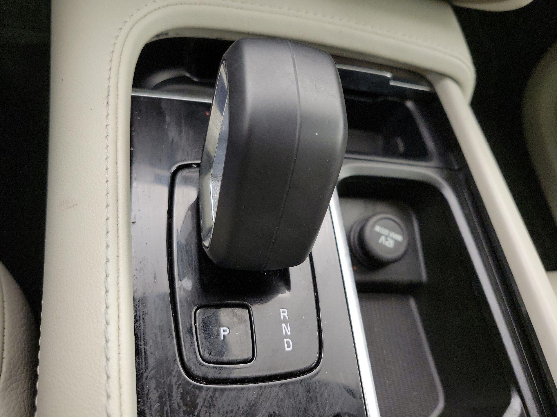 Thumbnail: 2023 Volvo XC90 - 18