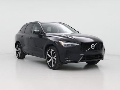 2023 Volvo XC60 B5 Ultimate Dark Theme