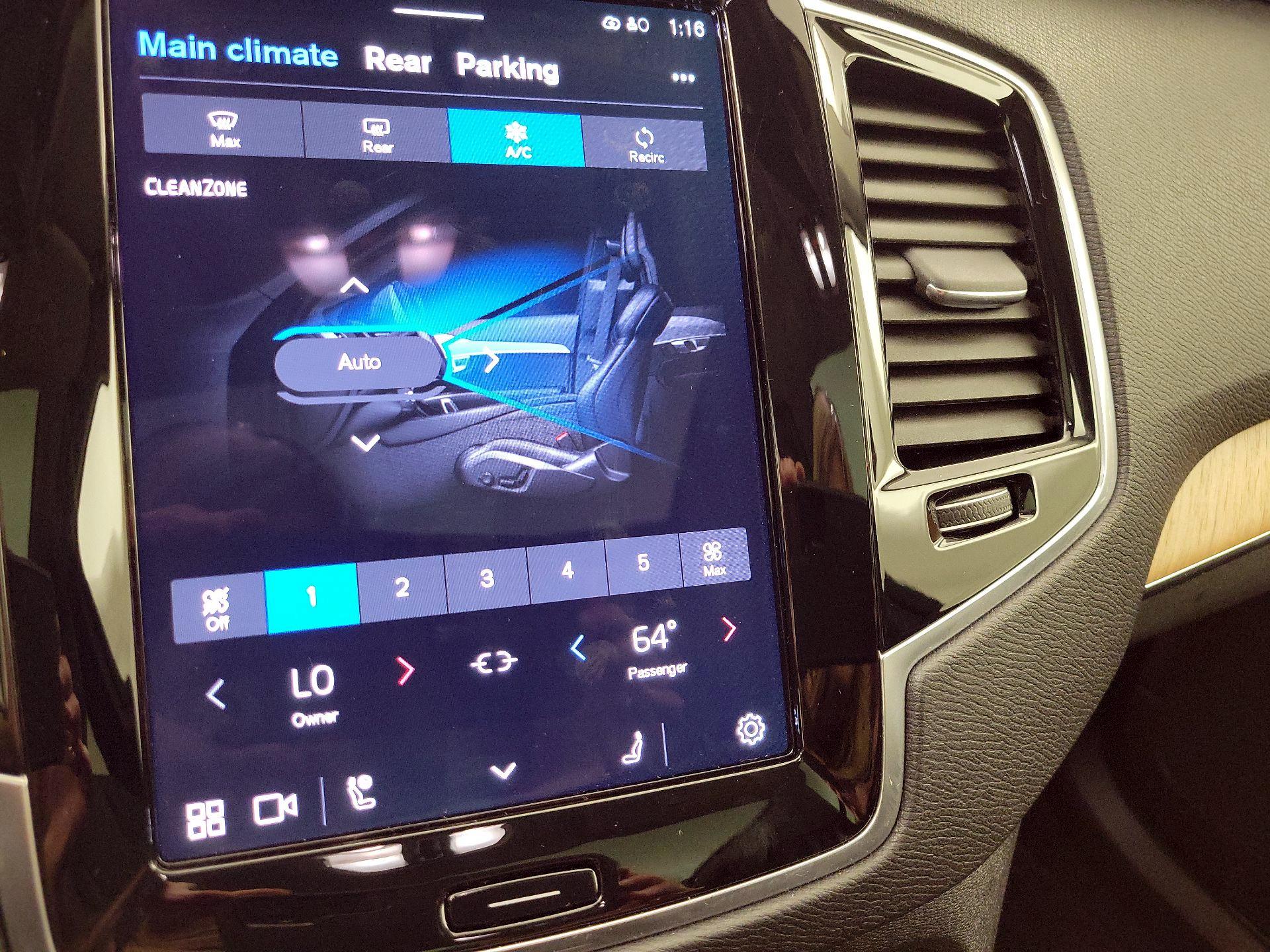 Thumbnail: 2024 Volvo XC90 - 16