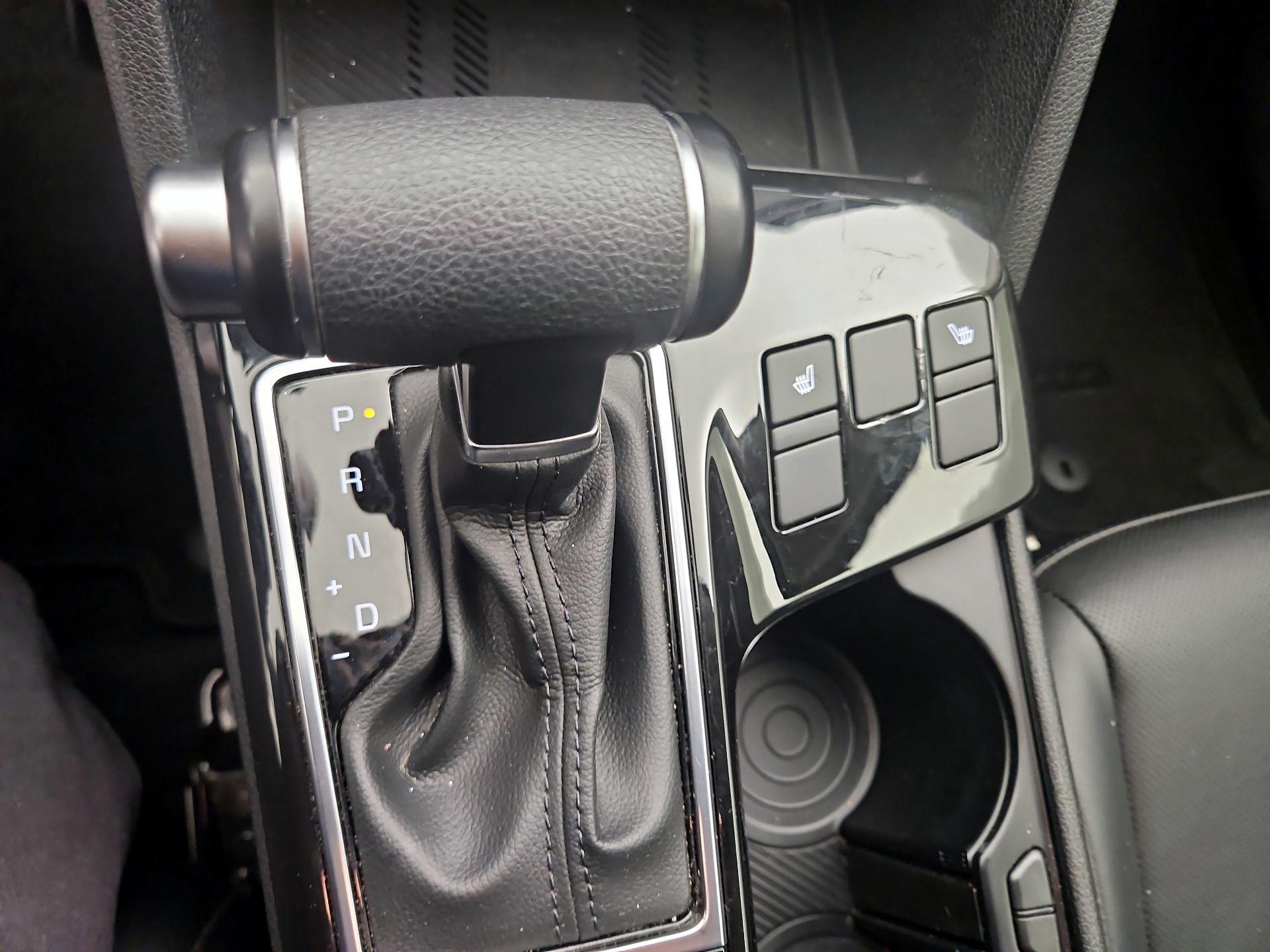 Thumbnail: 2023 Kia Sportage - 18