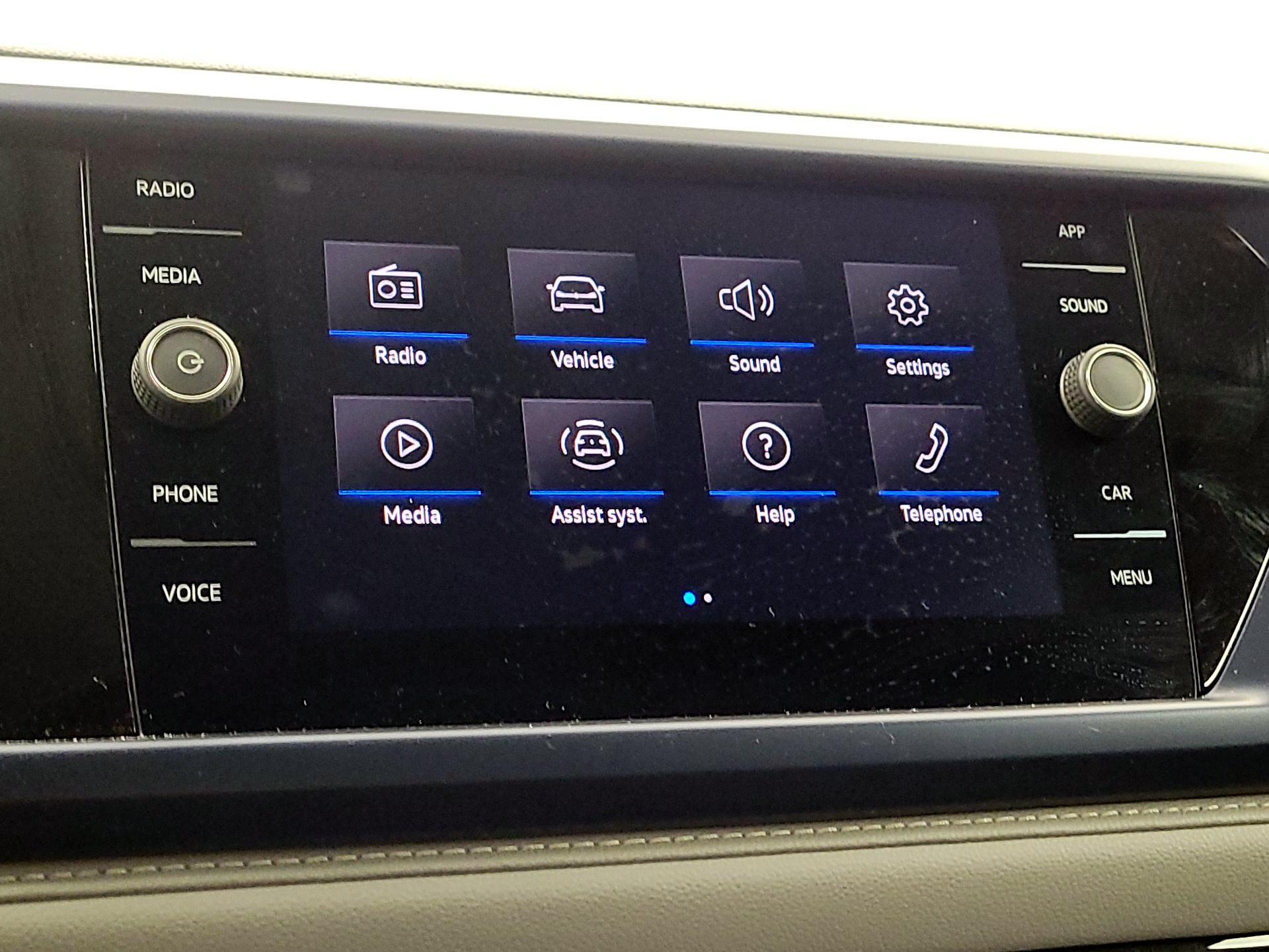 Thumbnail: 2023 Volkswagen Taos - 15