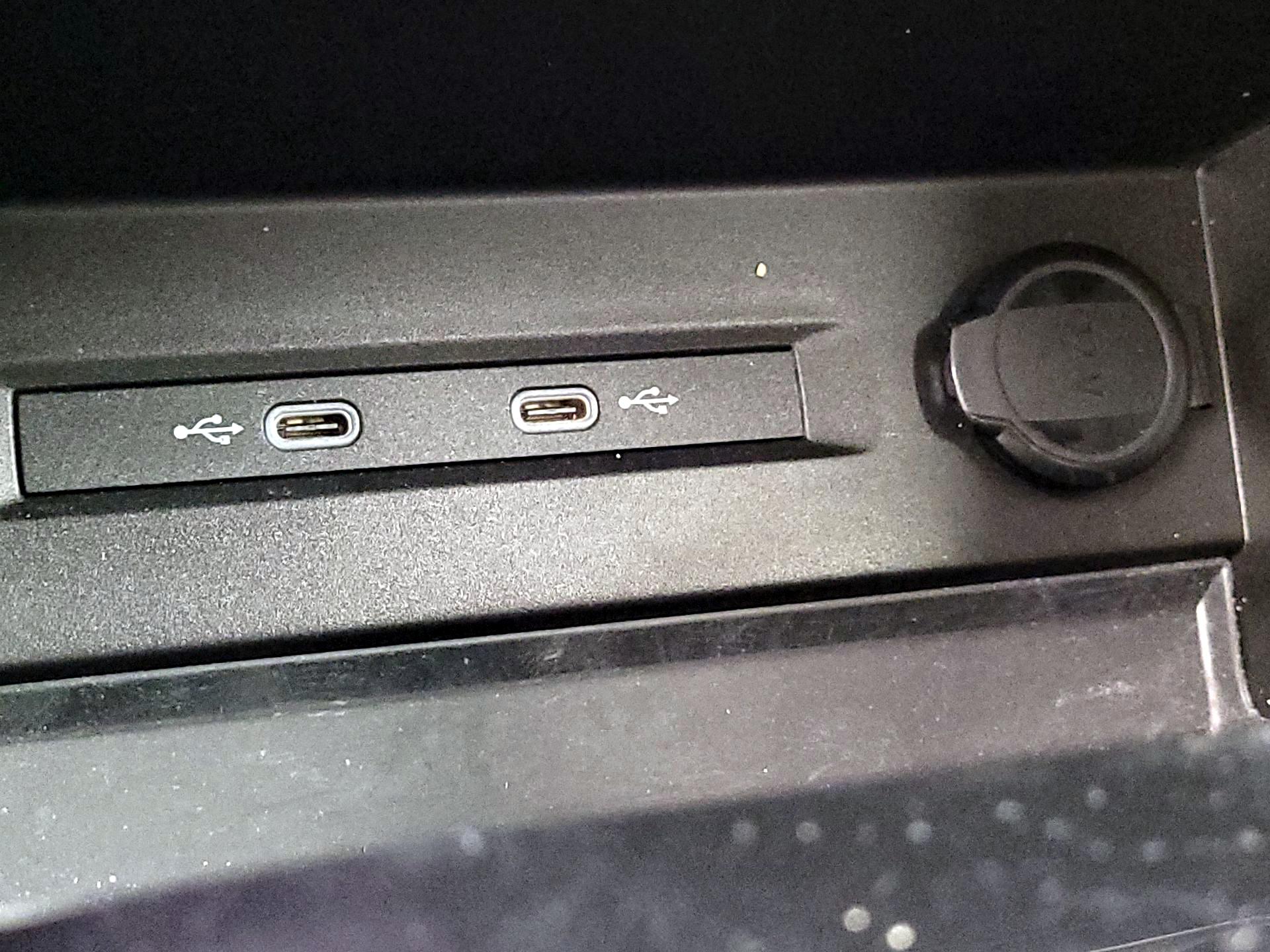 Thumbnail: 2023 Volkswagen Taos - 18