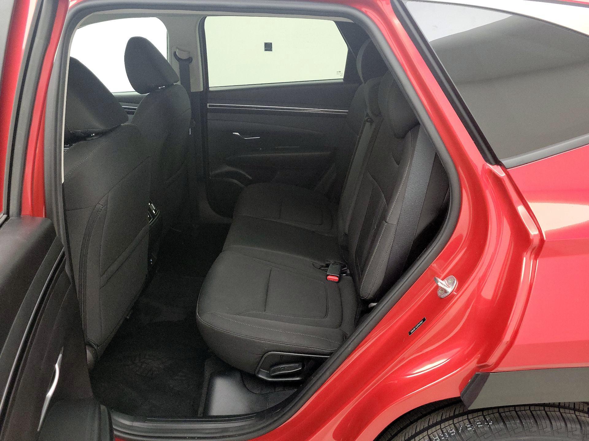 Thumbnail: 2023 Hyundai Tucson - 19