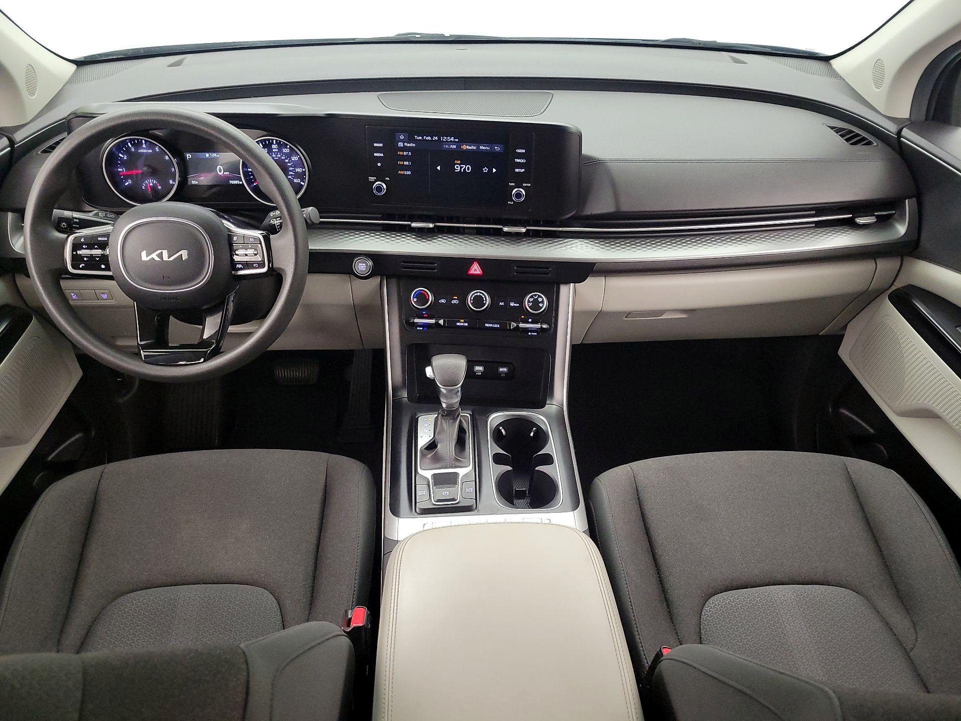 Thumbnail: 2024 Kia Carnival - 9