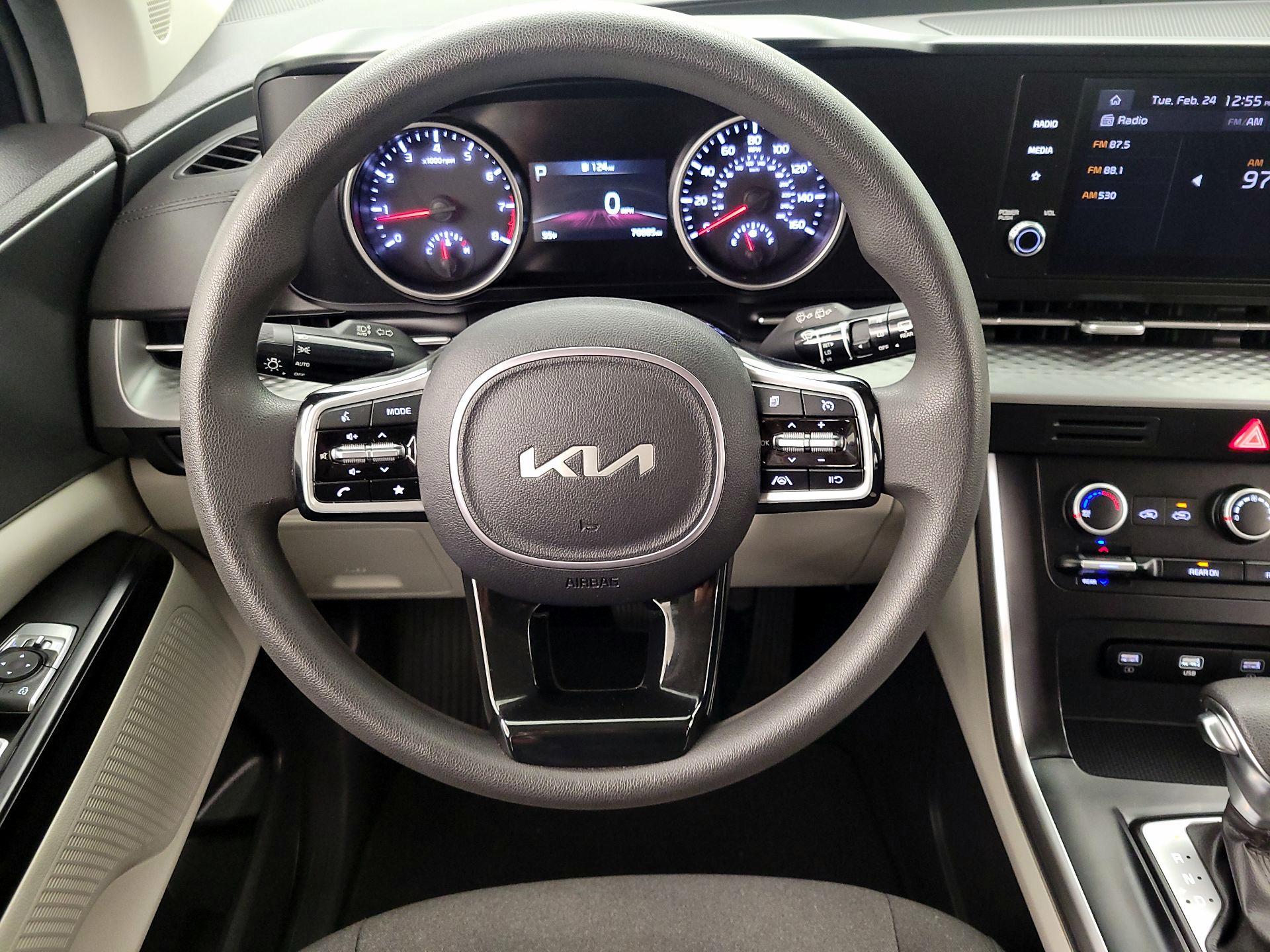 Thumbnail: 2024 Kia Carnival - 10