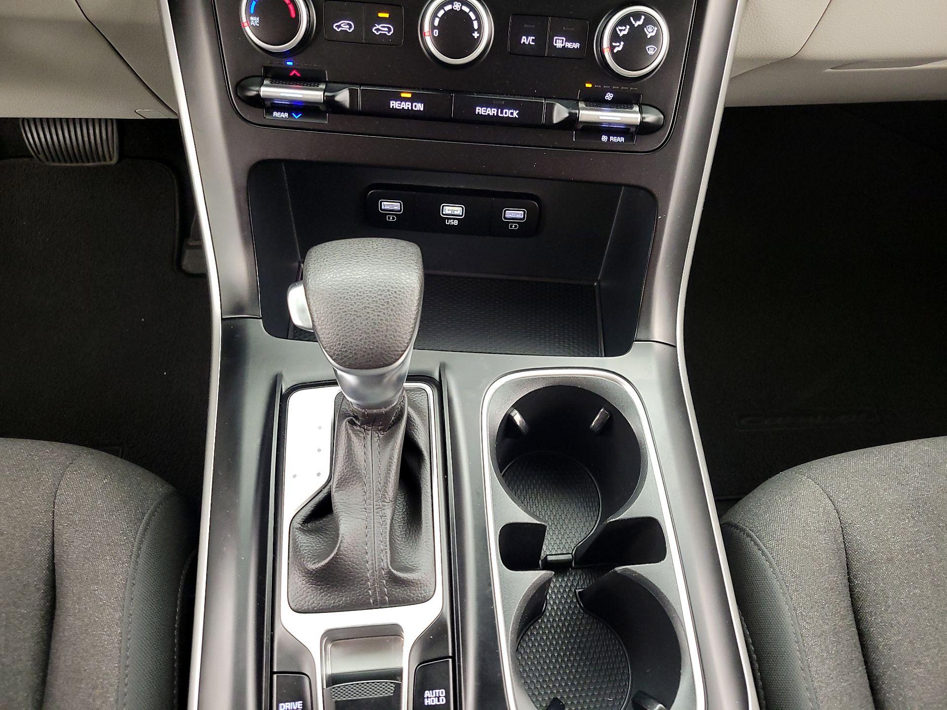 Thumbnail: 2024 Kia Carnival - 17