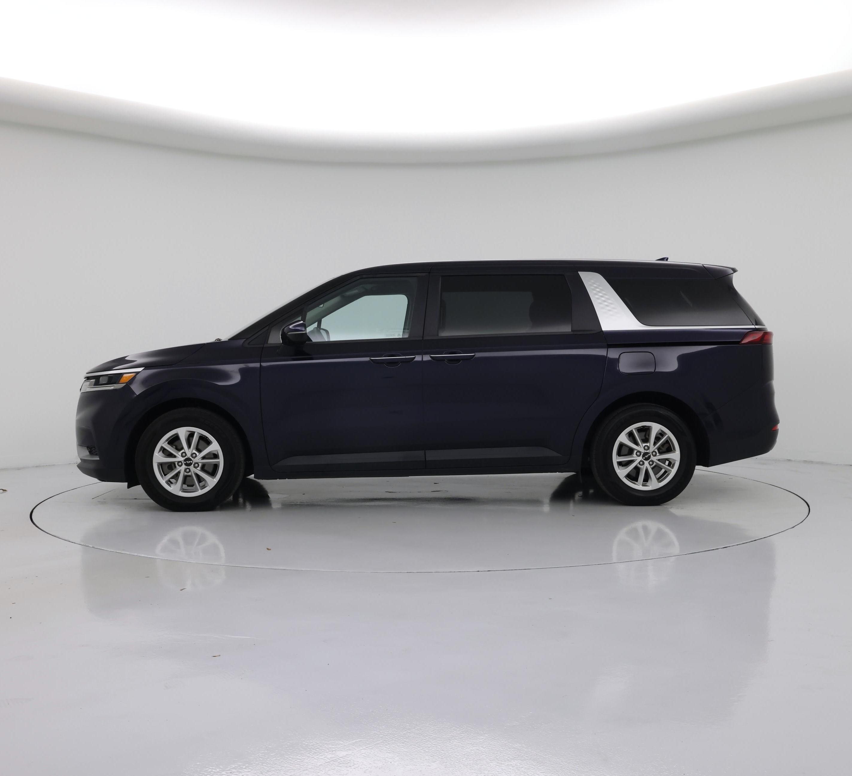 Thumbnail: 2024 Kia Carnival - 3