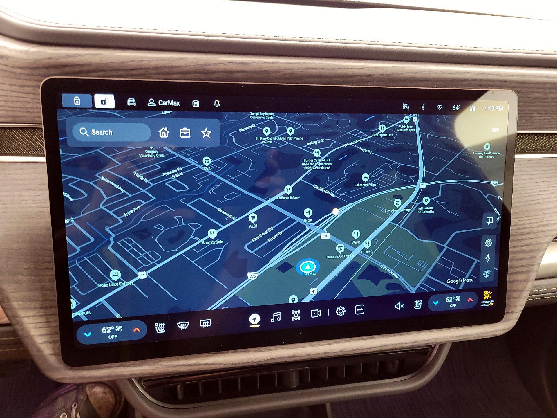 Thumbnail: 2026 Rivian R1S - 13