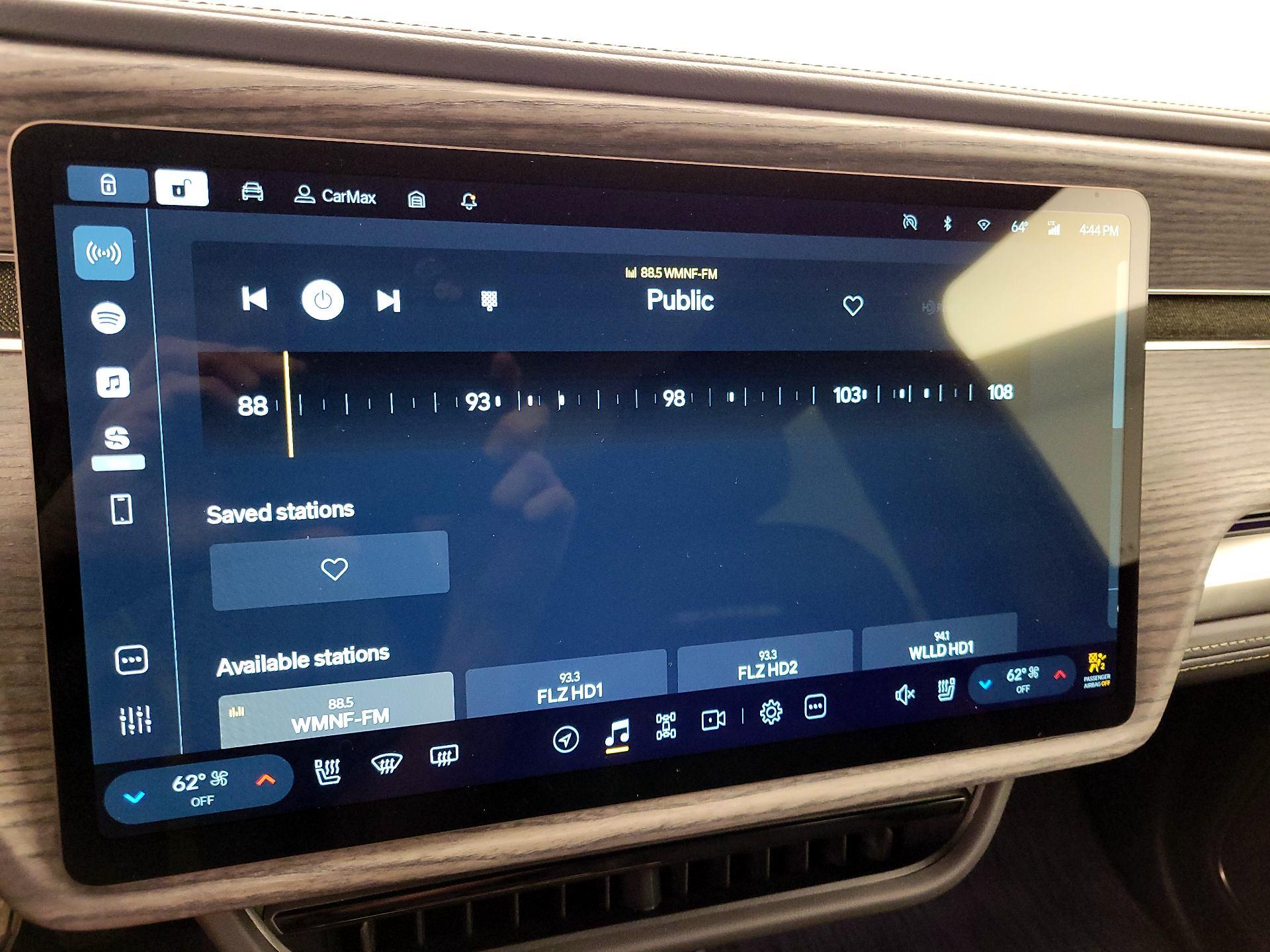 Thumbnail: 2026 Rivian R1S - 15