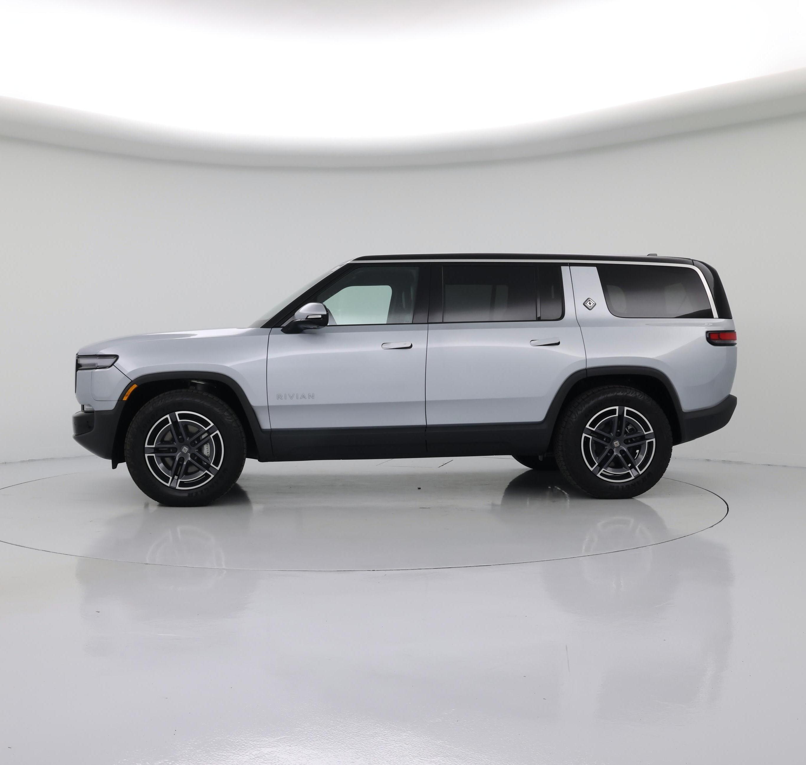 Thumbnail: 2026 Rivian R1S - 3