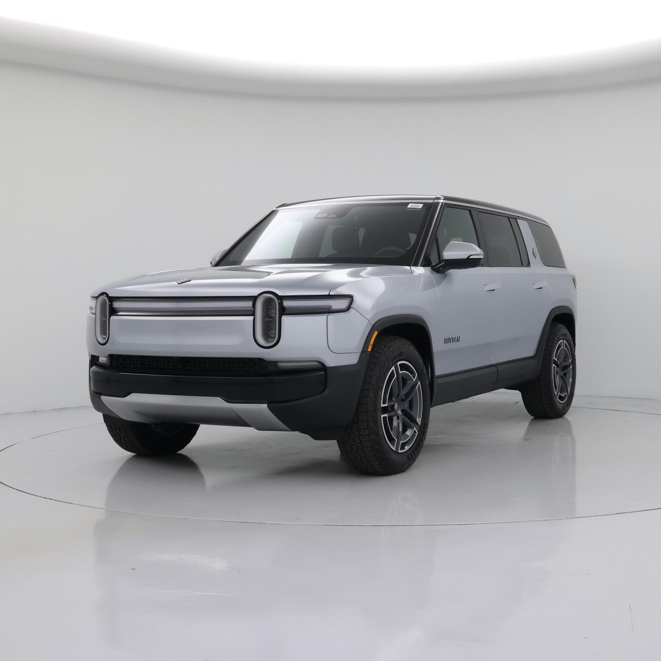 Thumbnail: 2026 Rivian R1S - 4