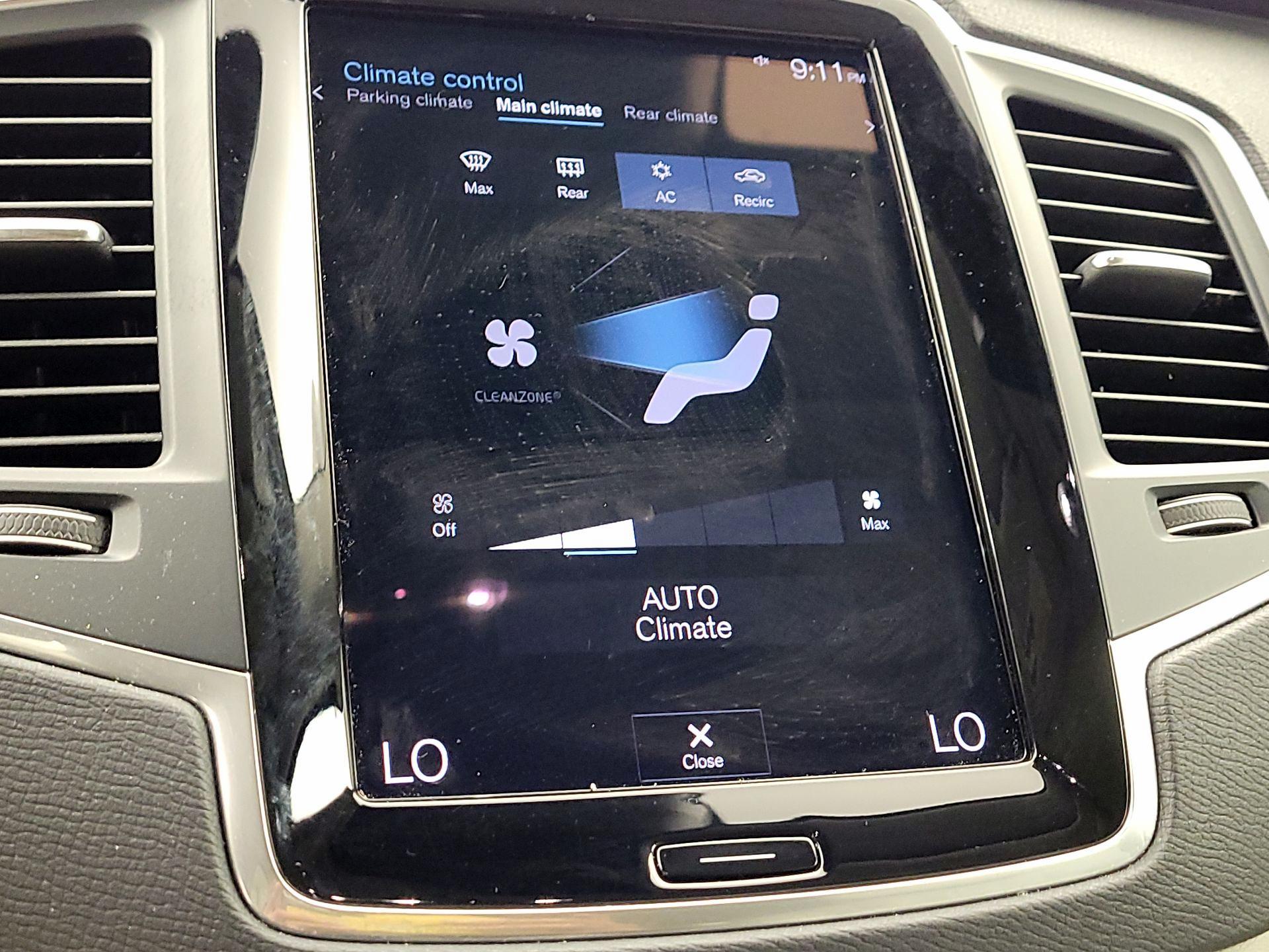 Thumbnail: 2022 Volvo XC90 - 16