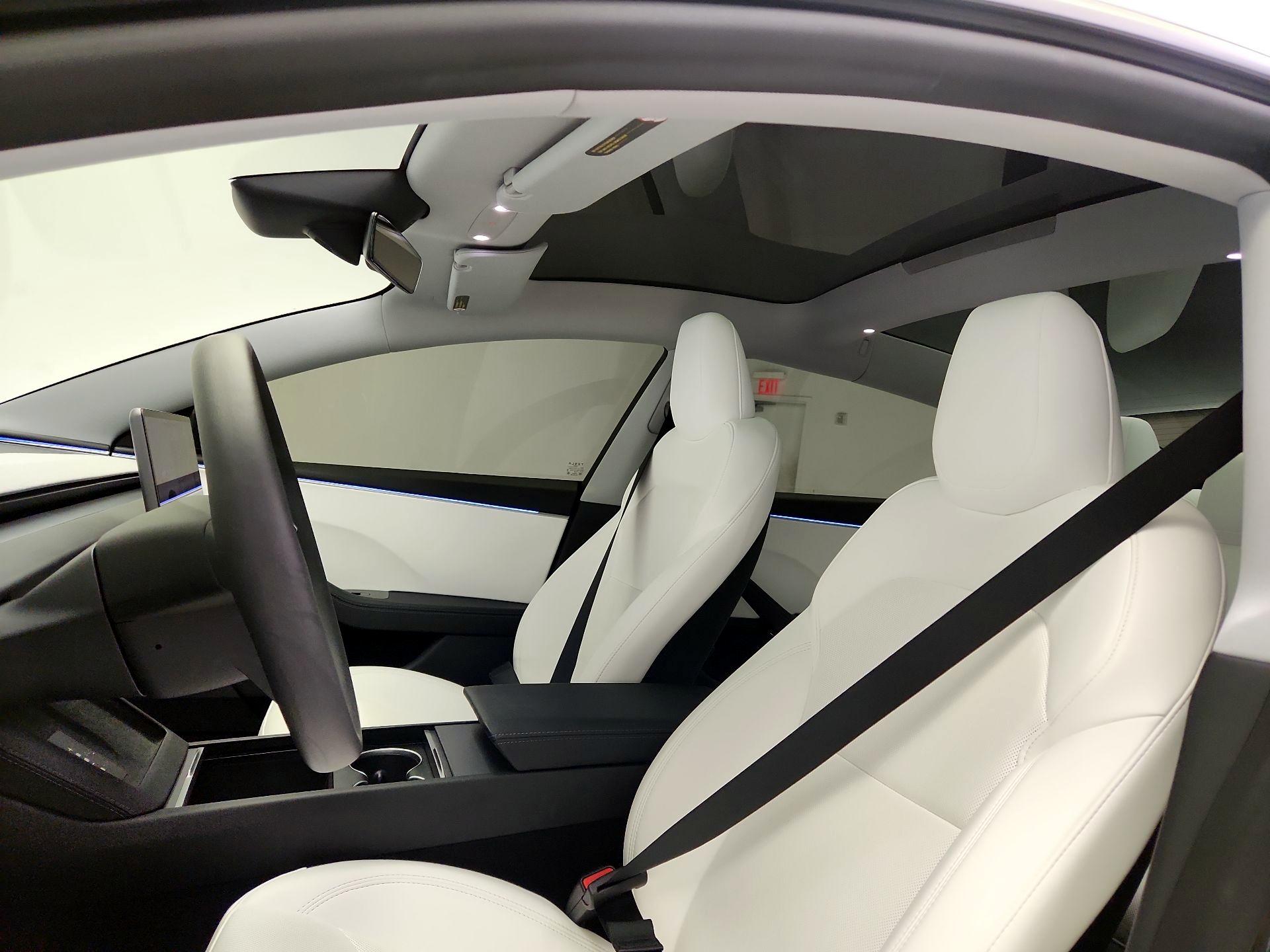 Thumbnail: 2025 Tesla Model 3 - 20