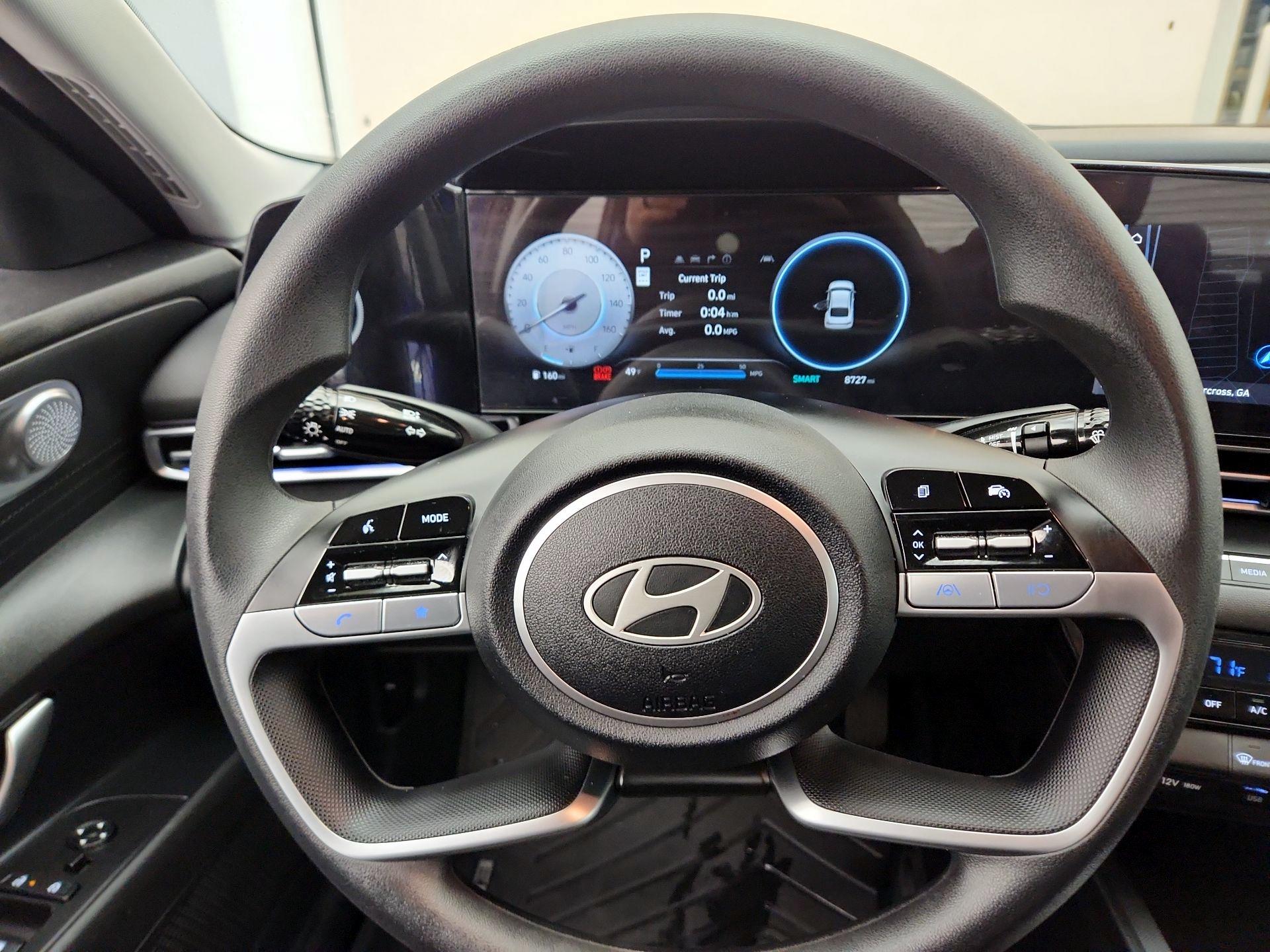 Thumbnail: 2024 Hyundai Elantra - 10