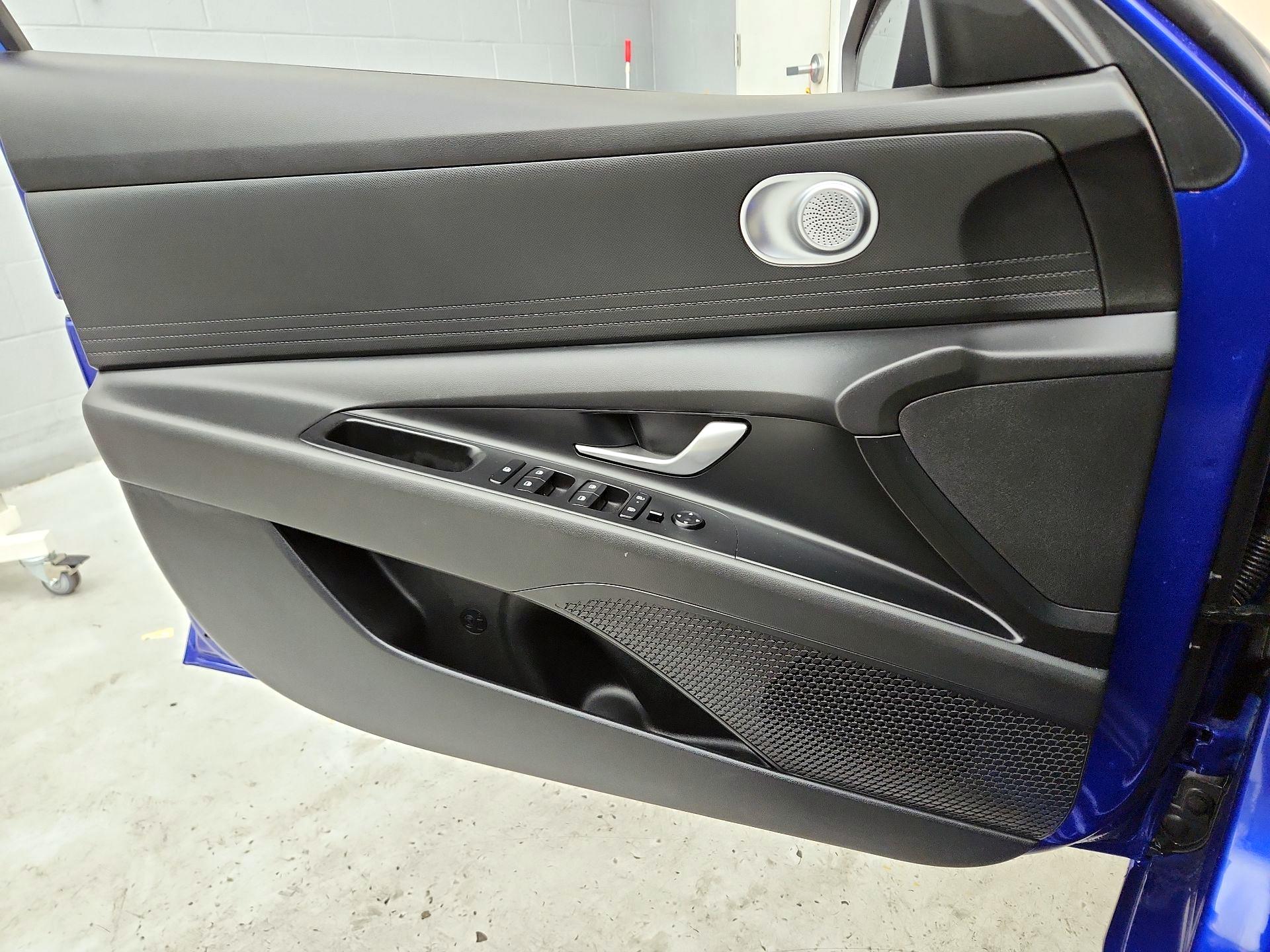 Thumbnail: 2024 Hyundai Elantra - 12