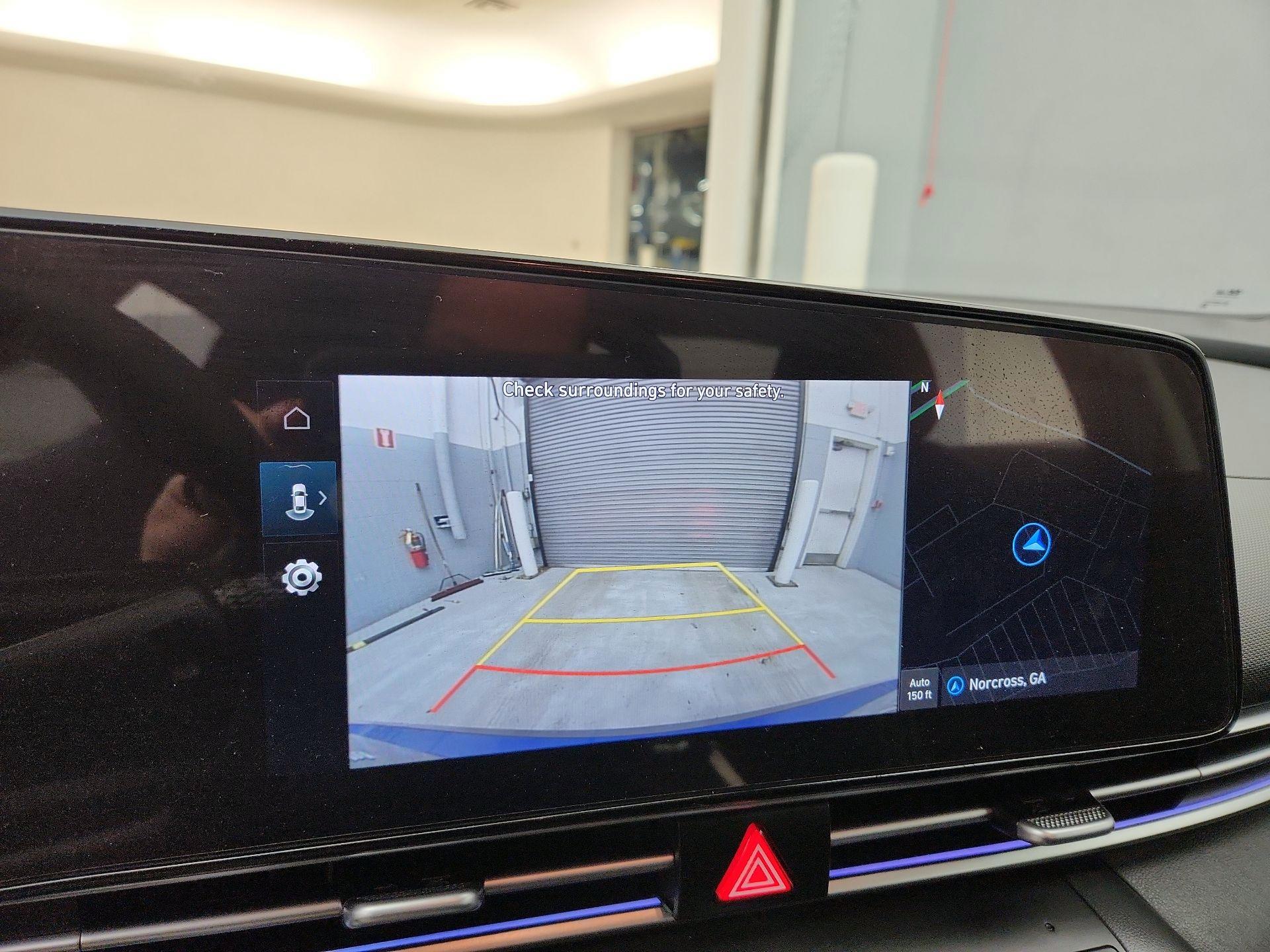 Thumbnail: 2024 Hyundai Elantra - 15