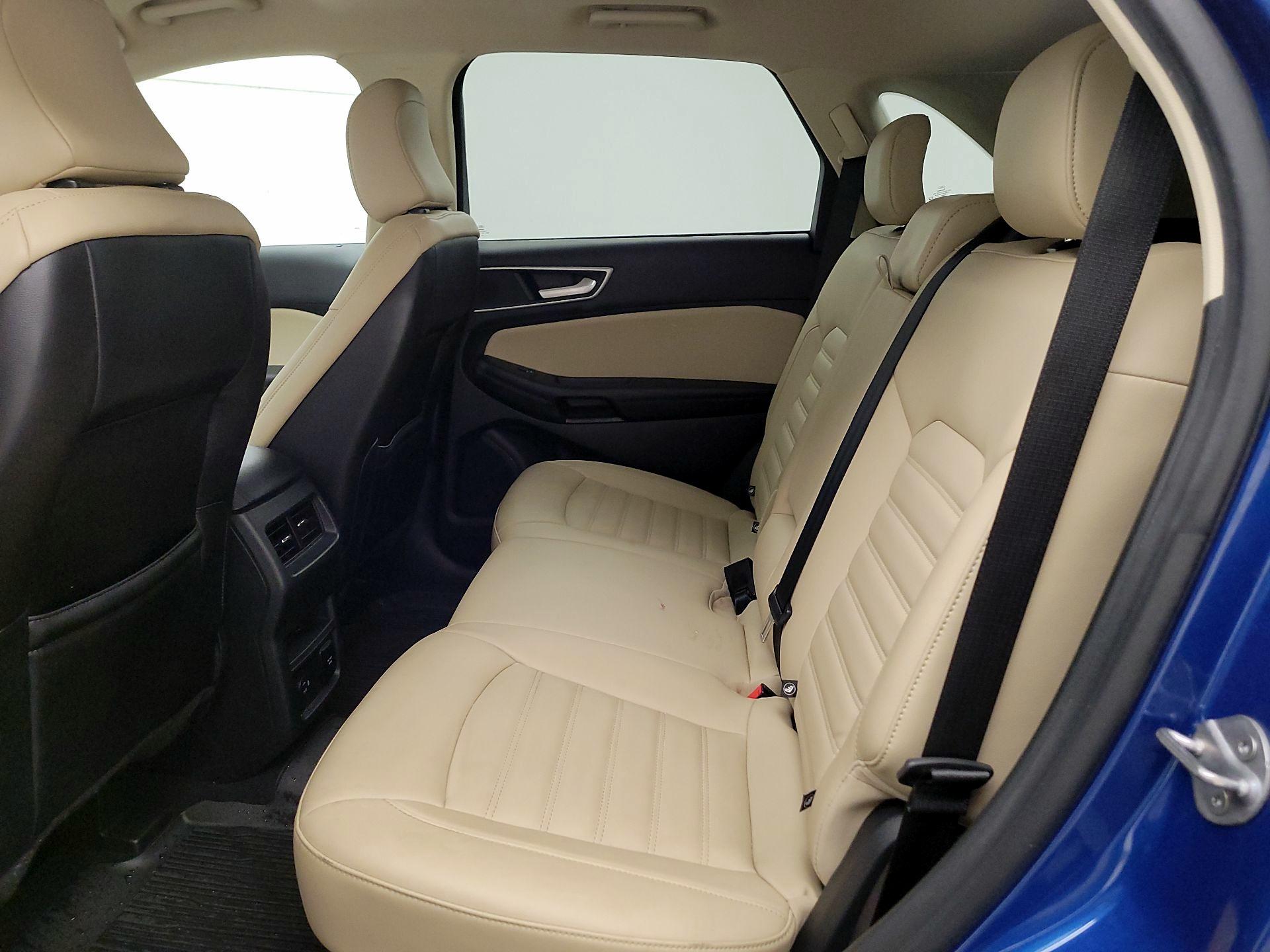 Thumbnail: 2022 Ford Edge - 19