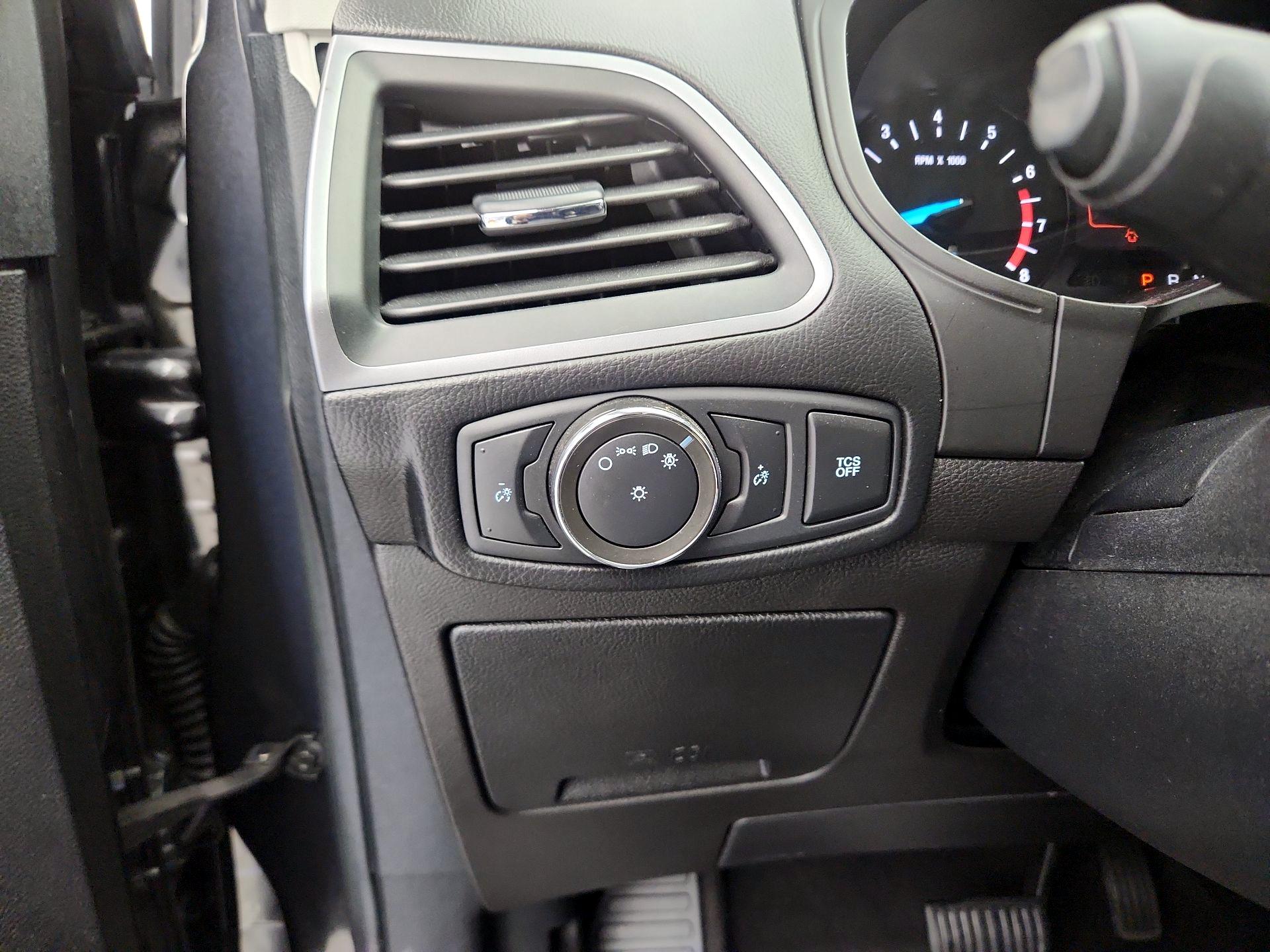 Thumbnail: 2020 Ford Edge - 13