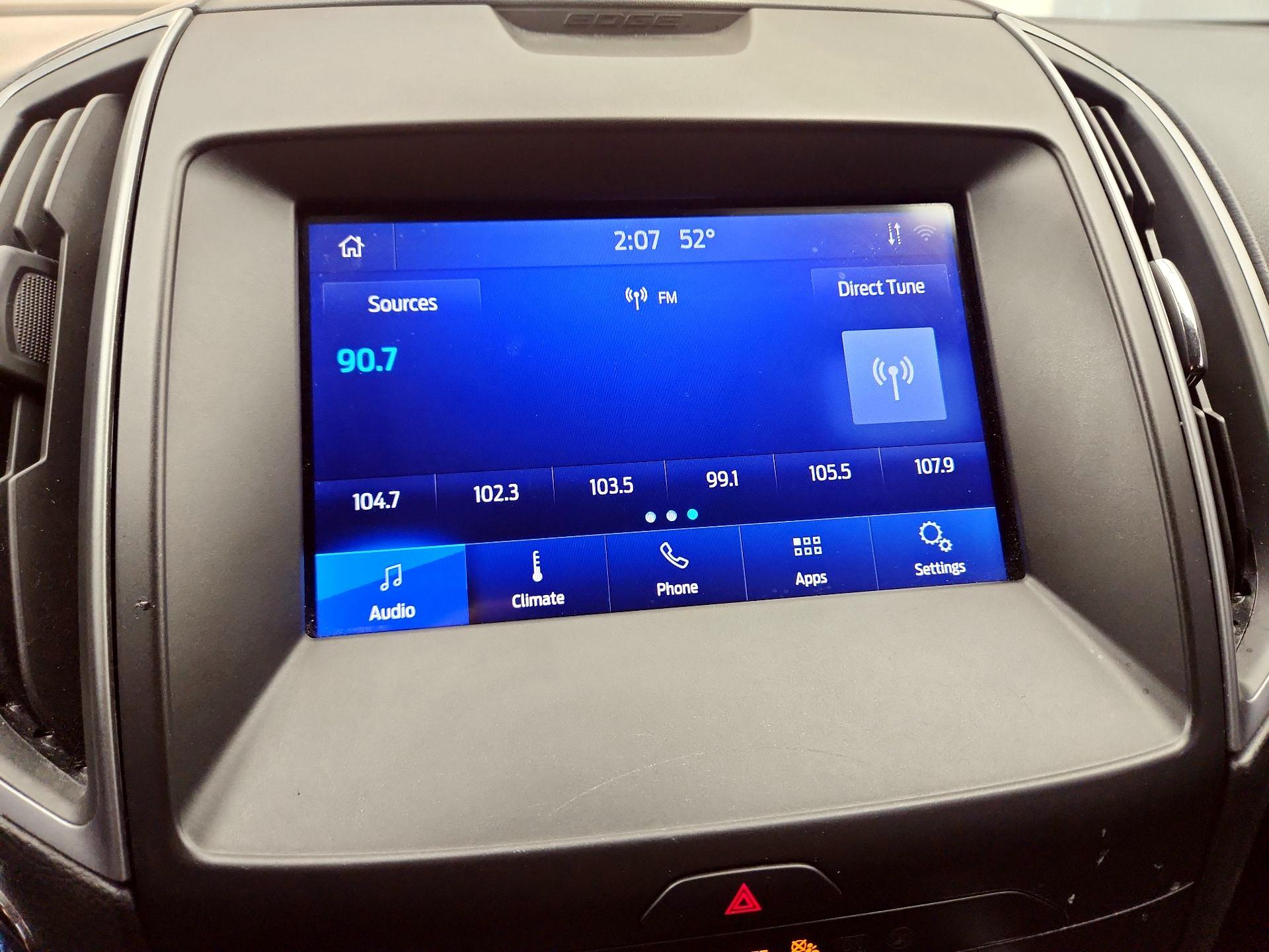 Thumbnail: 2020 Ford Edge - 15