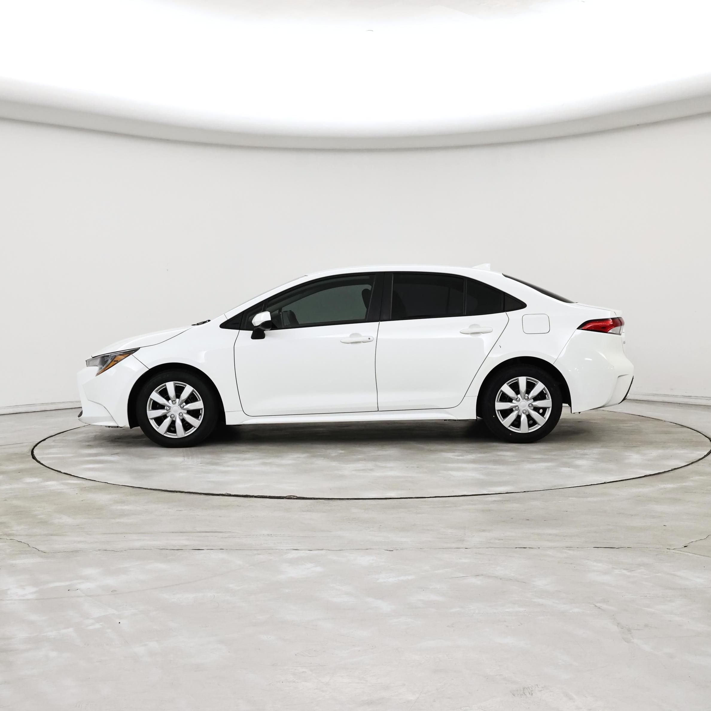 Thumbnail: 2021 Toyota Corolla - 3